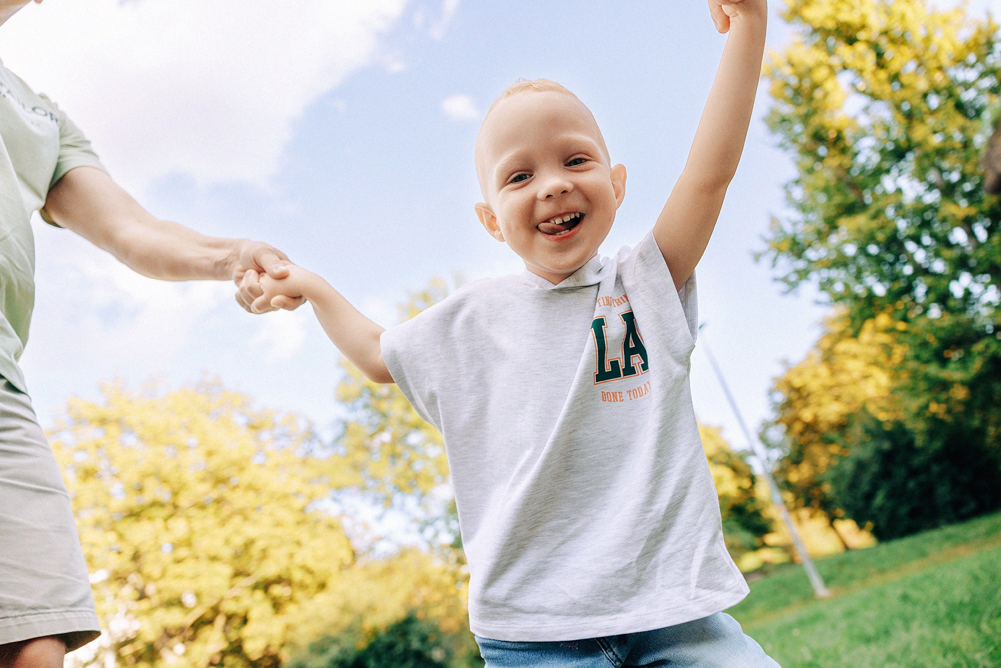 Таня, Андрей и Паша на прогулке. Семейный и свадебный фотограф в Праге Наталья Федори