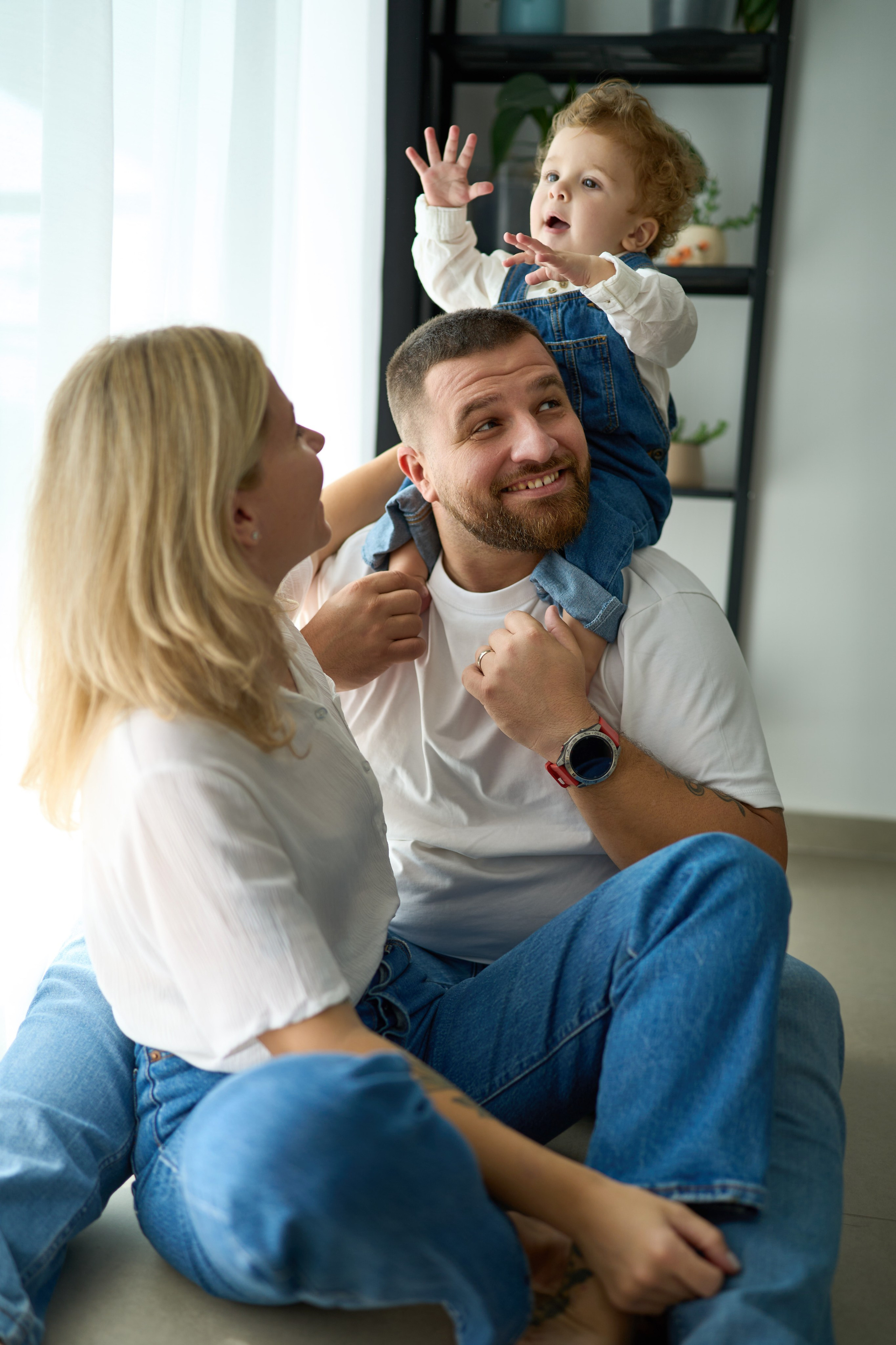 Gilad is 1 year old. צלם אלכס ברט בישראל