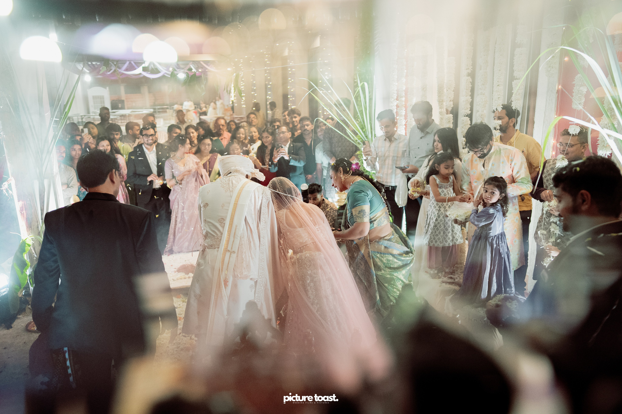 Gujarathi Wedding! Ft. Sahil & Thanima. Fine art Wedding Photographers in India & Canada