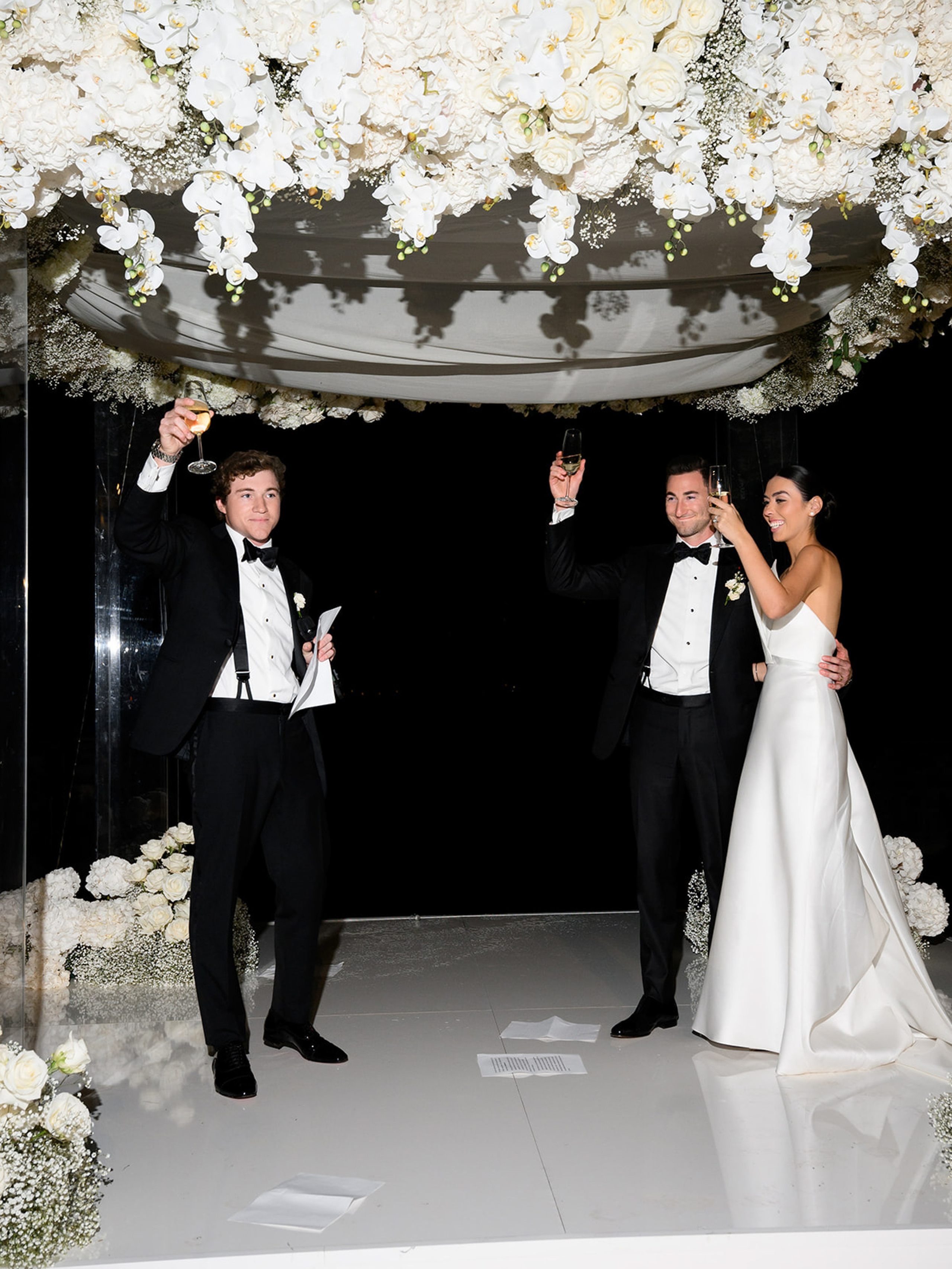 SYDNEY & REED. Bakasphoto wedding and lifestyle photography Latvia and Worldwide