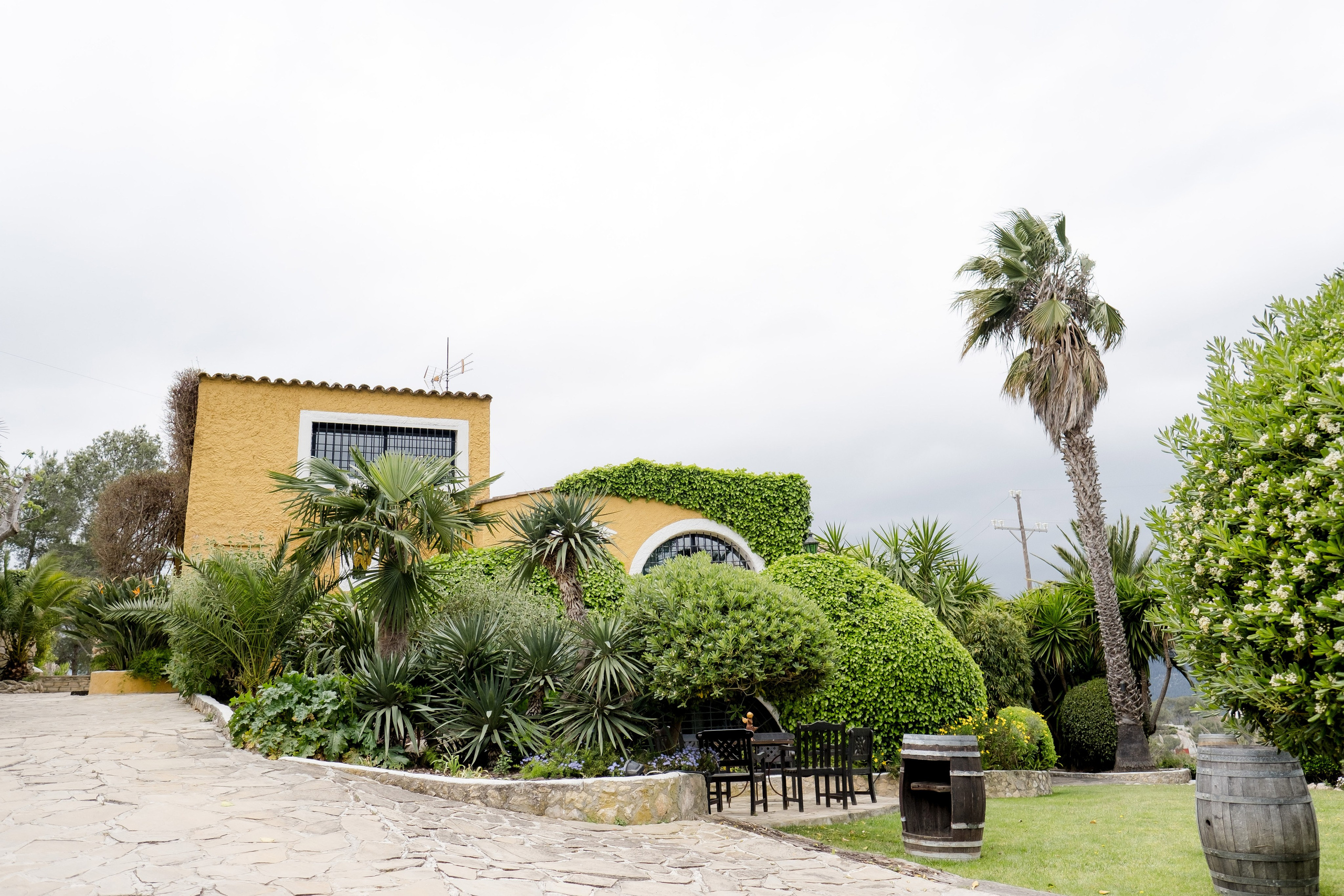 Madeline & Callum. Wedding Photographer in Barcelona Lana Alekhina