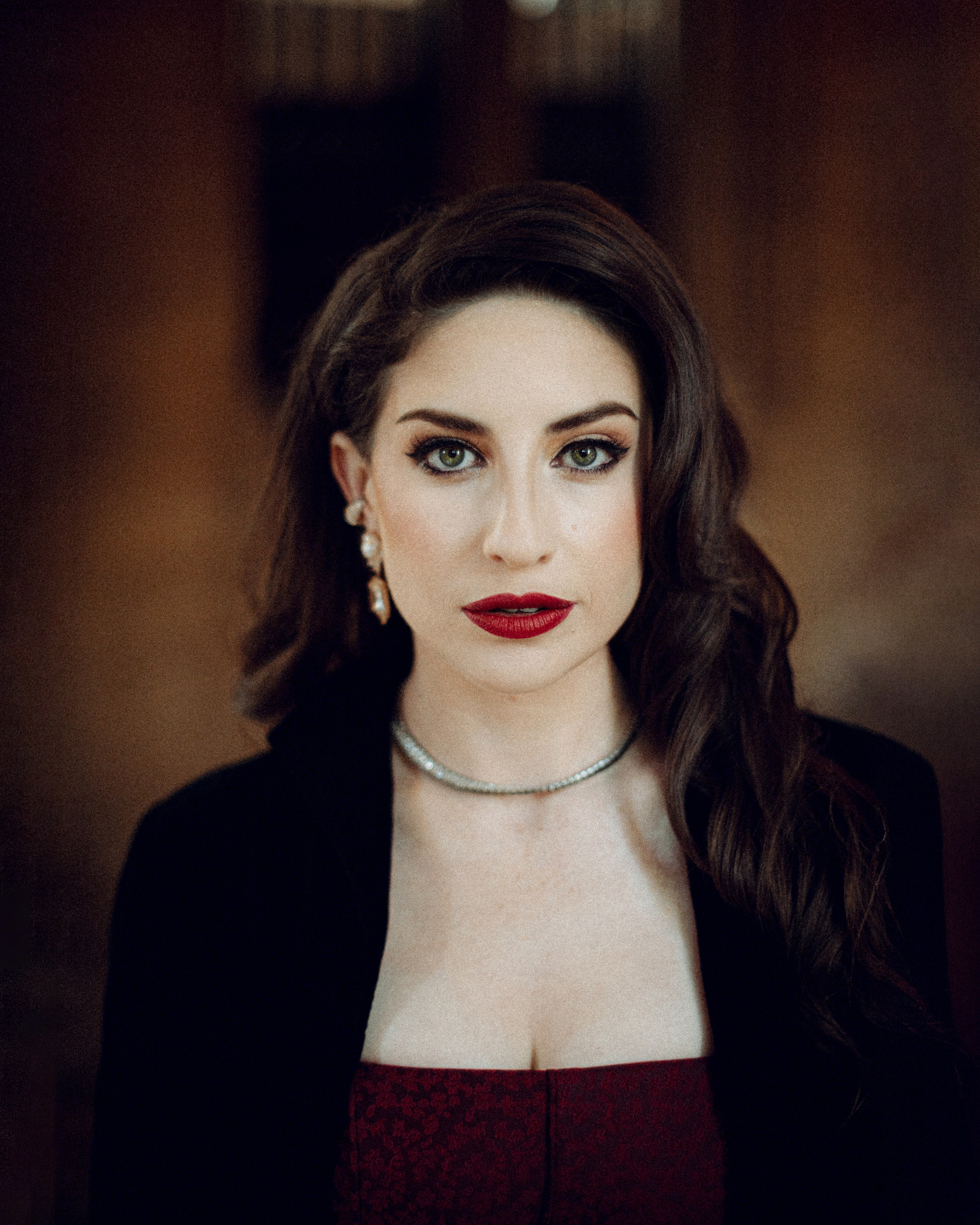 Autumn Vintage Photoshoot in London Kensington. Moth & Moss Photography