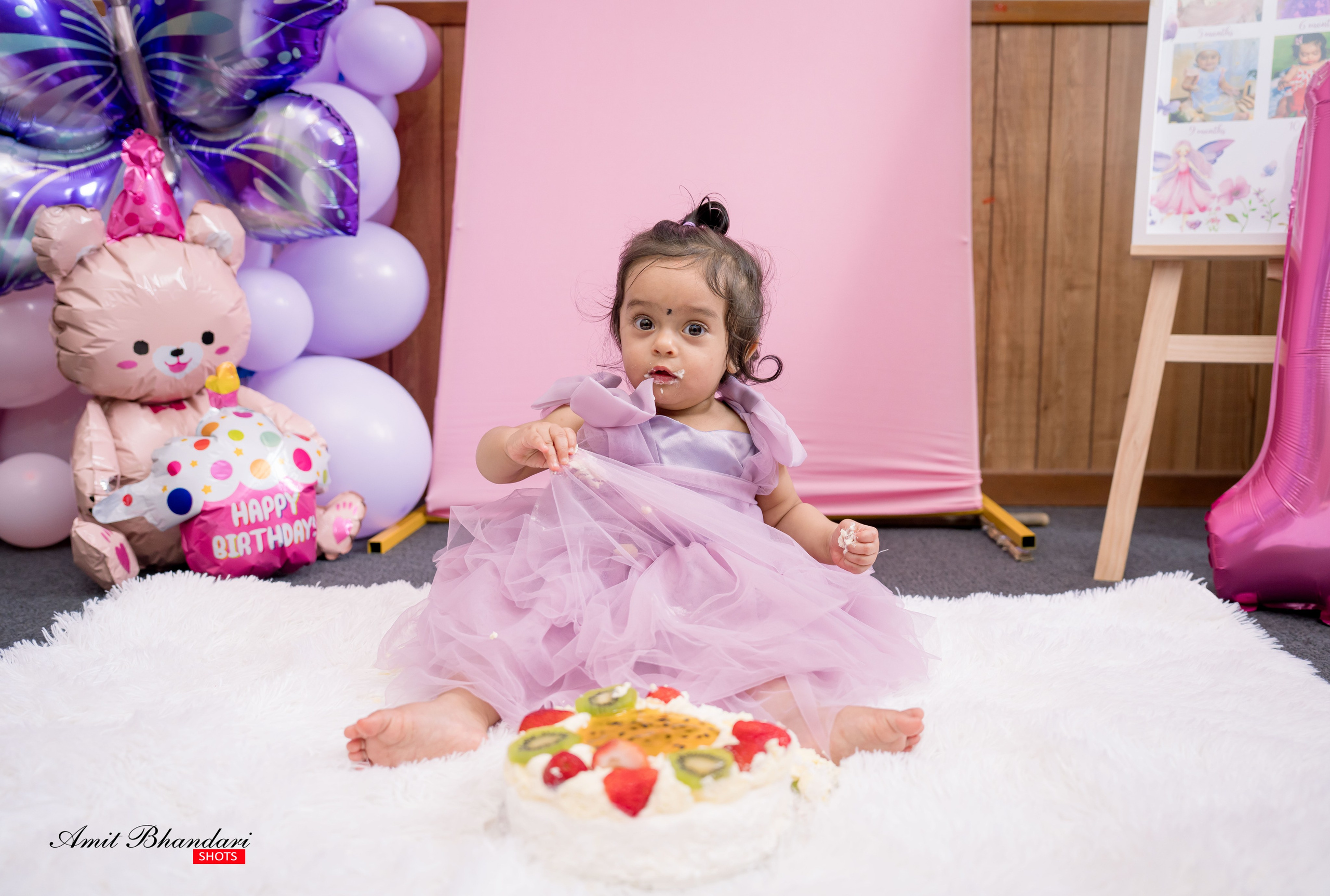 Yuhana’s Cake Smash Session. Freelance Photographer in Newcastle & Central Coast