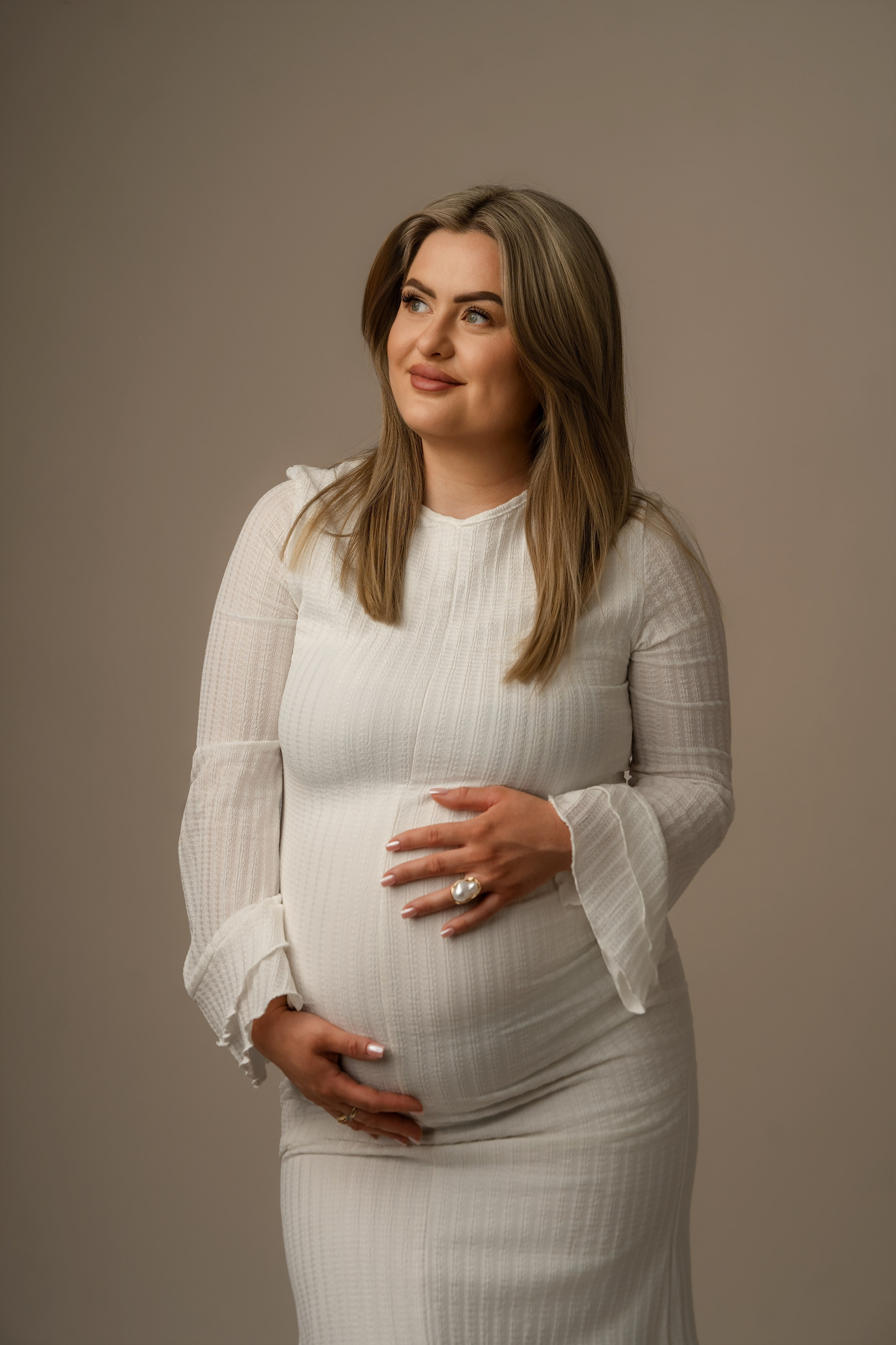 Photographe grossesse Paris, Pregnancy photographer Paris. Photographer in Paris