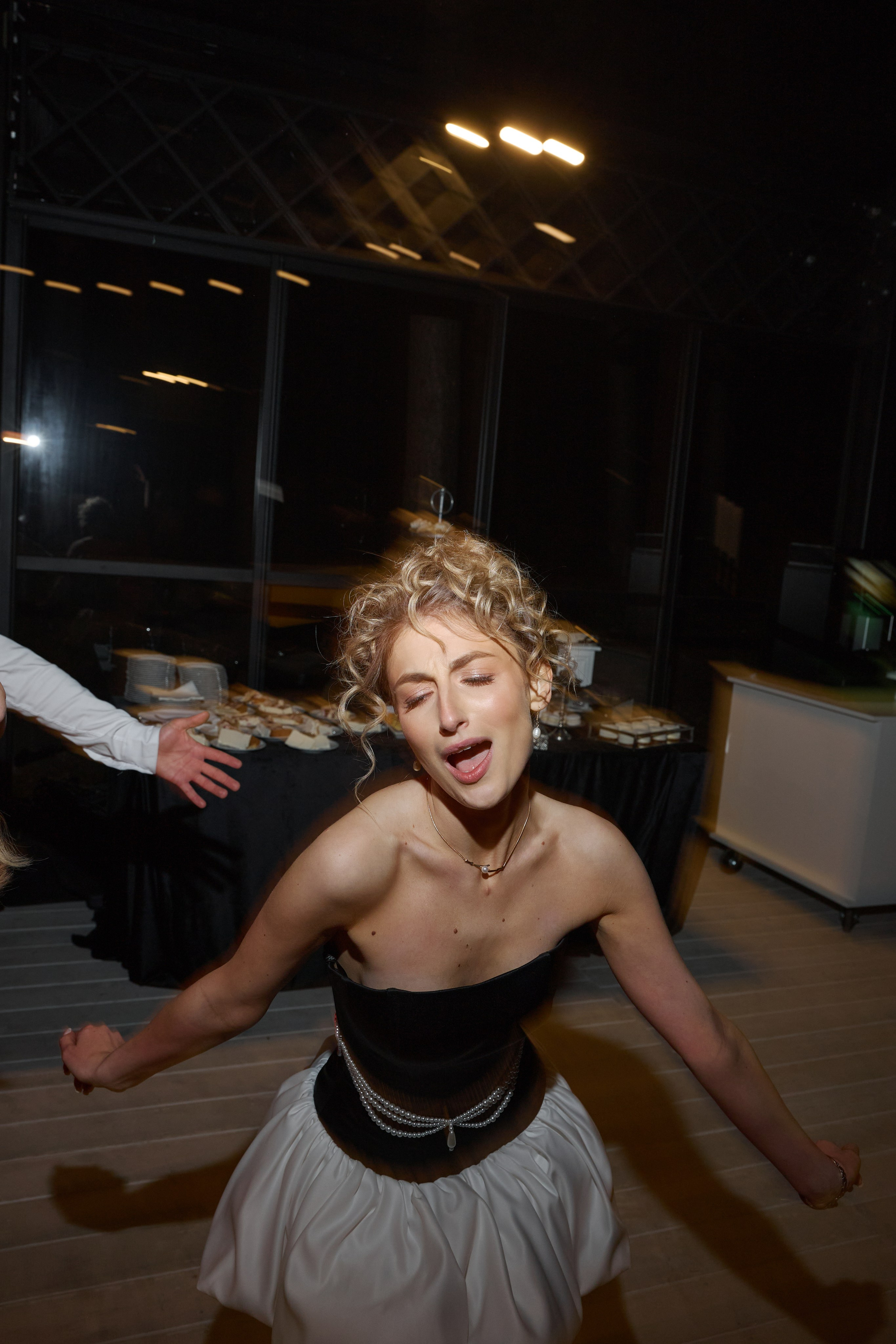 Natalia & Roman. Dworek przy lesie. Fotograf ślubny i rodzinny w Krakowie Yana Klymova
