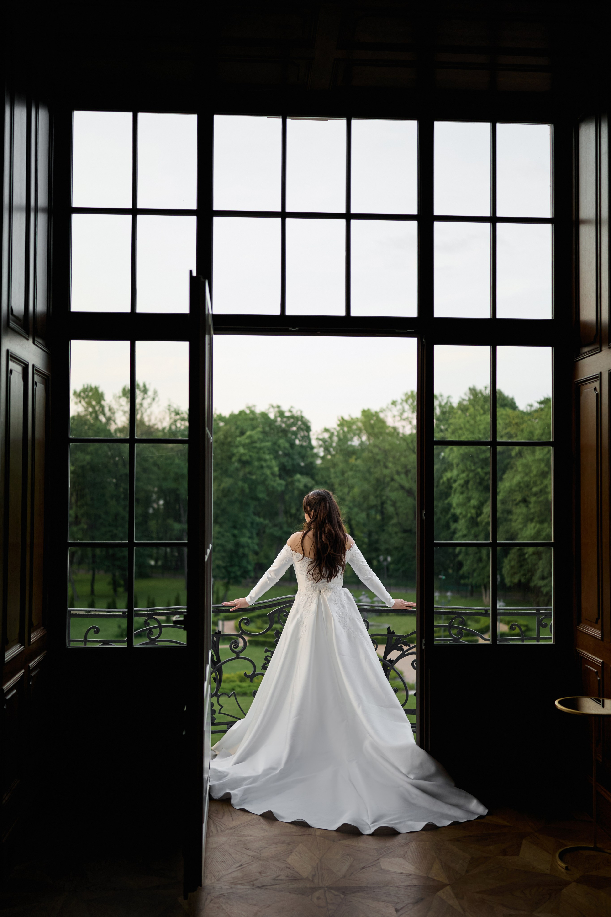 Wiktoria & Kacper. Pałac Goetz. Fotograf ślubny i rodzinny w Krakowie Yana Klymova