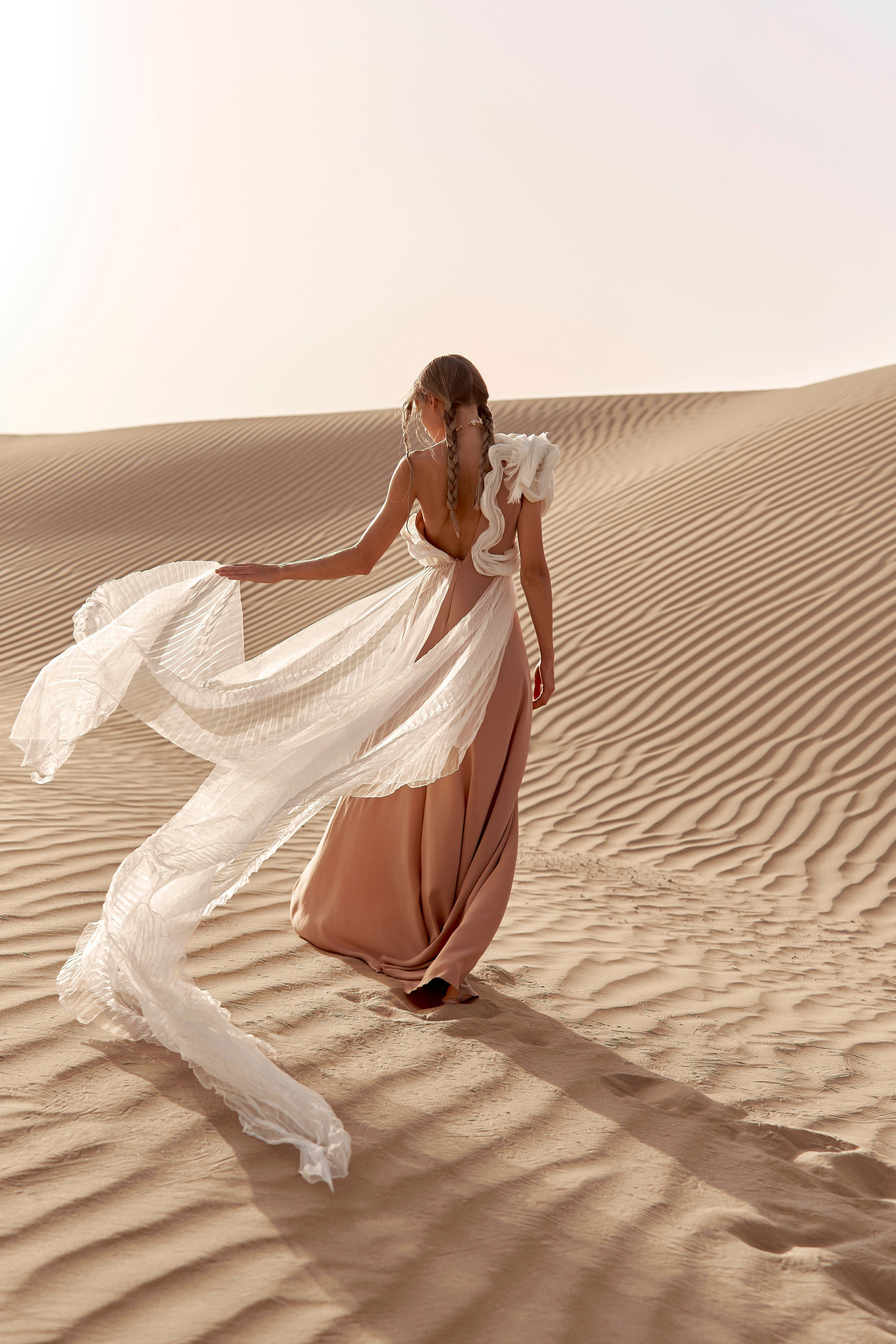 Nesty Odina dress. Photographer in Dubai. Фотограф Дубай