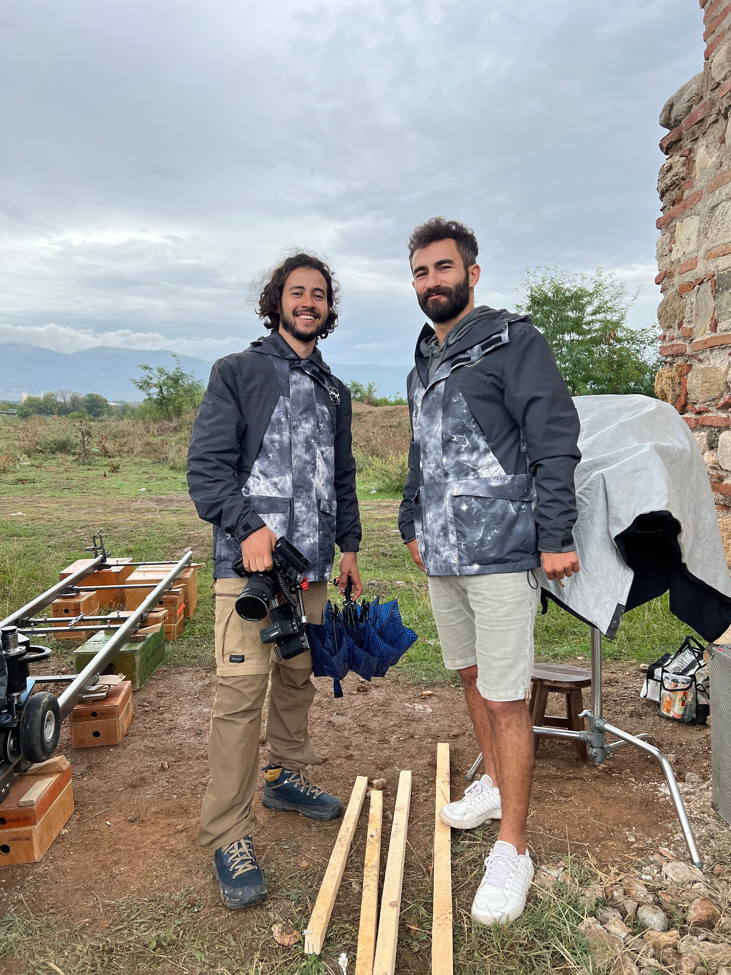 Предложения. Брахим — фотограф