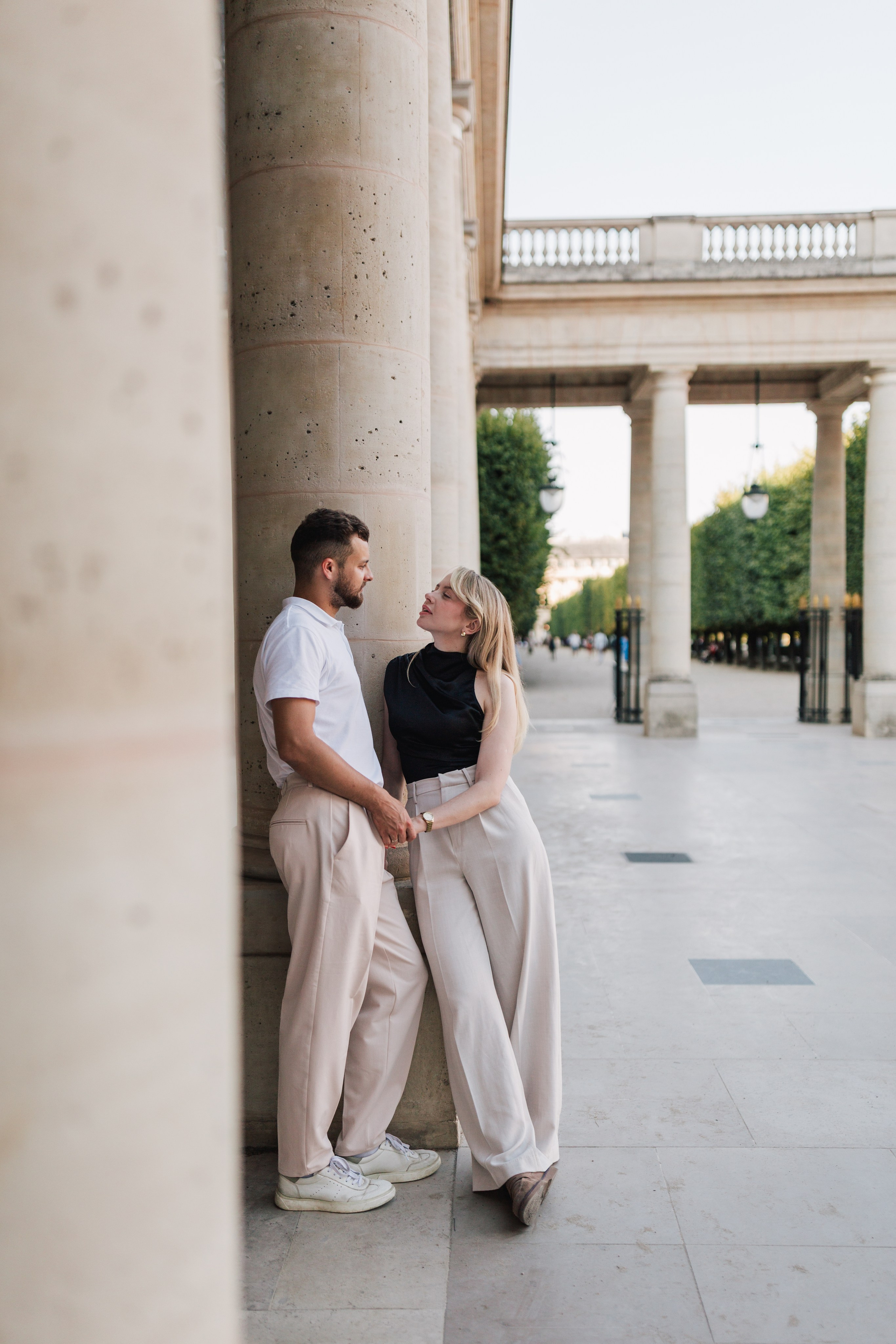 Paris couple shooting. Фотограф, Руан, Франция