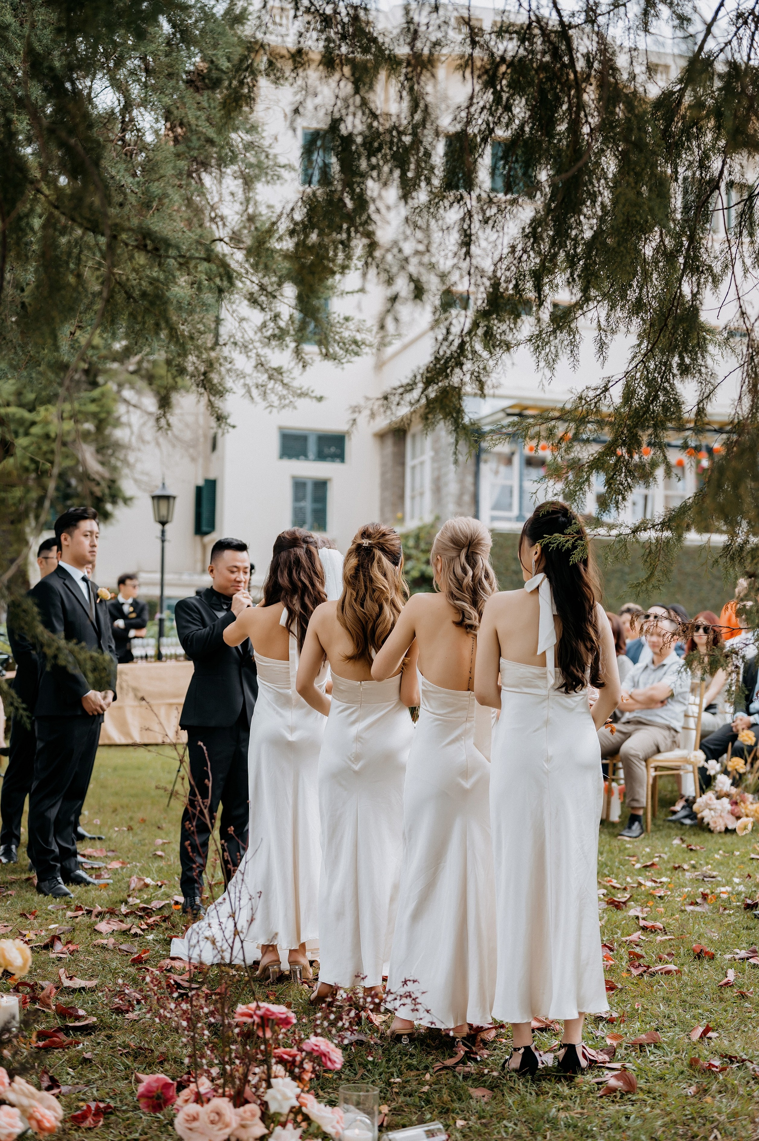 JESSE & MIMI / The Vows. Nhiếp ảnh gia đám cưới hàng đầu tại Thành Phố Hồ Chí Minh