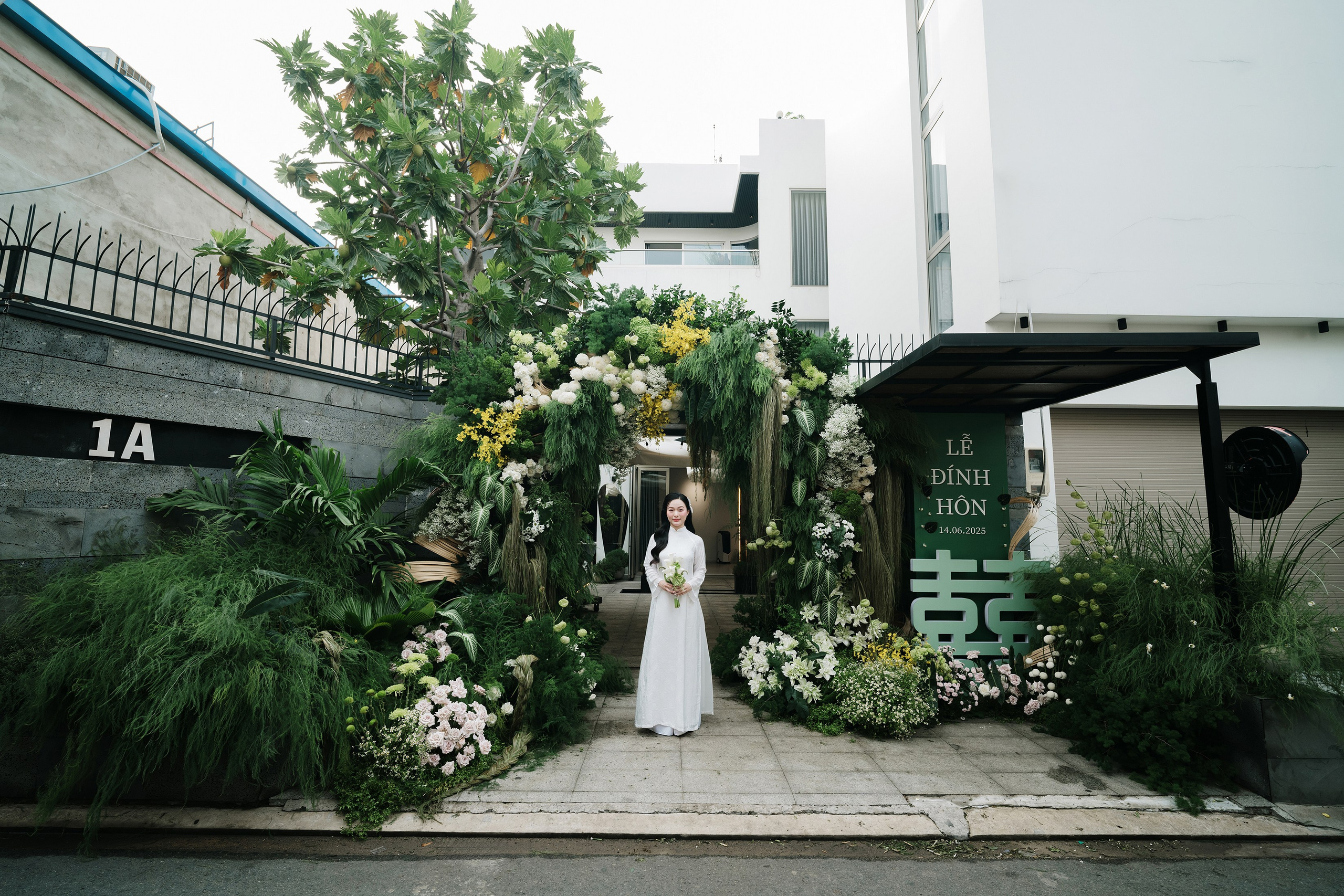 Engagement | NHI + LUAN & LINH + QUY. Saigon Wedding Present | Art Beyond Moments