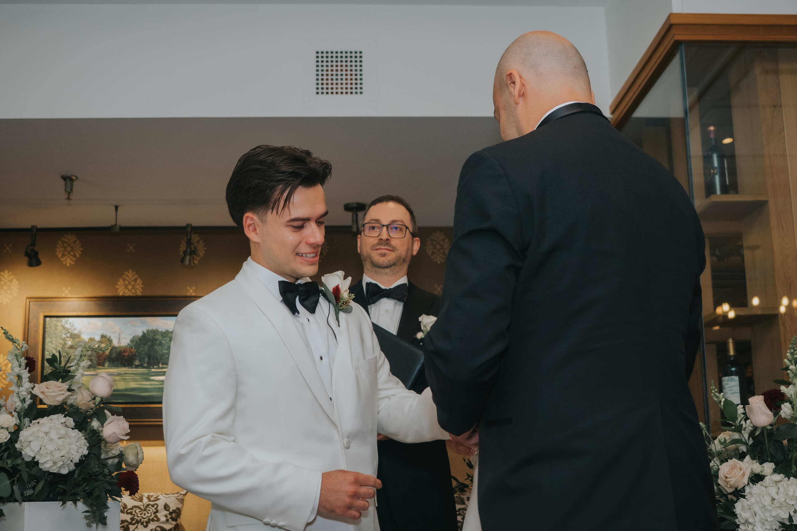 Wedding of Cassandra and Loïc in Beaconsfield, Montreal. Wedding and Family Photography Montreal Muriel Oe Photo