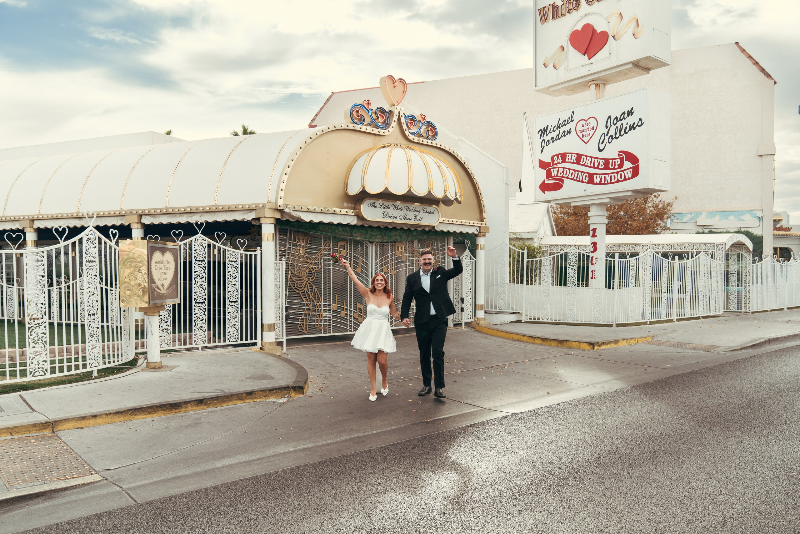 Daniel&Tyla. Wedding & elopement photographer Viktoriya Kravtsov. Las Vegas
