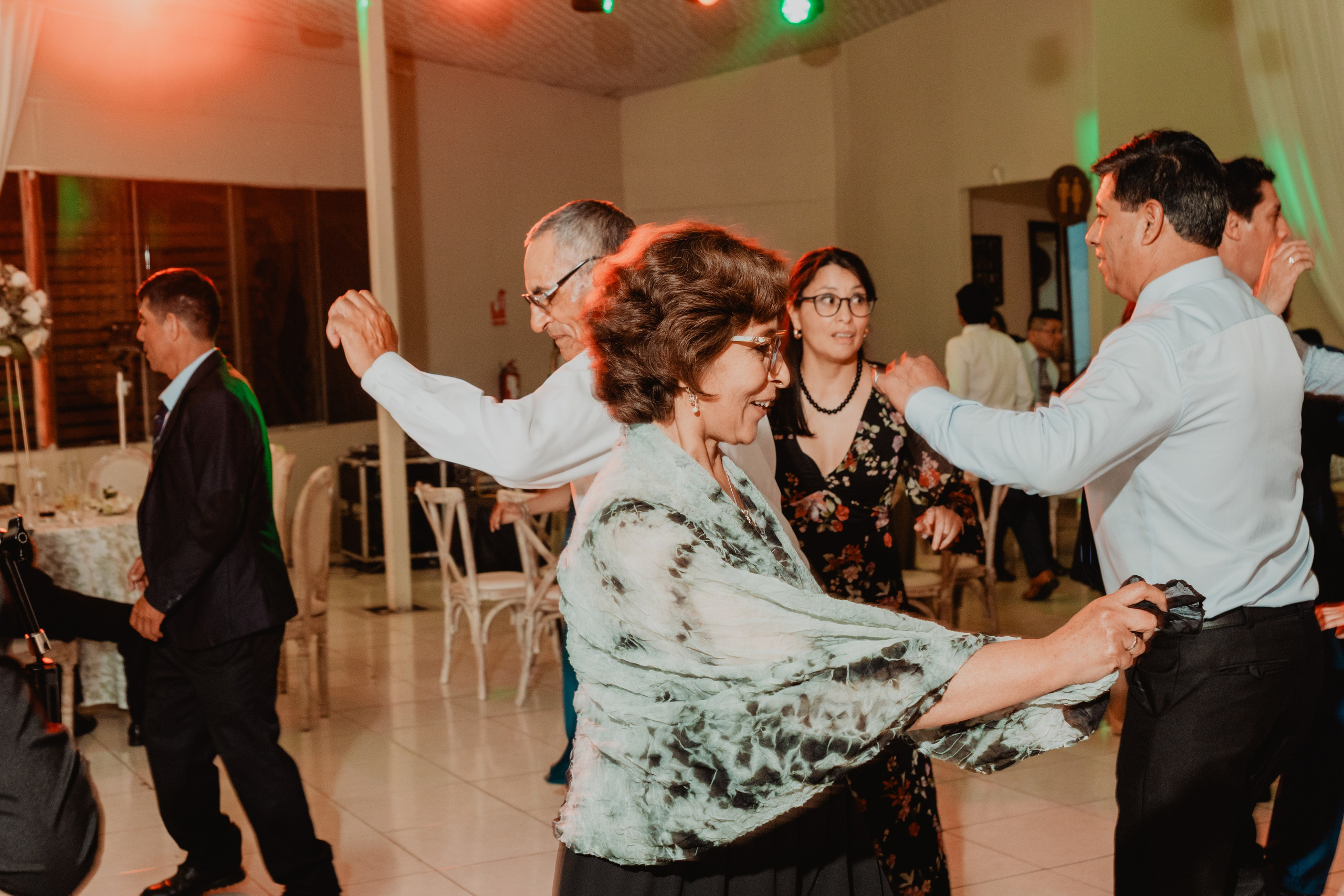 FERNANDO + MARIBEL | BODA RELIGIOSA. Studio KVTA | Fotografía y Video de Bodas en Arequipa