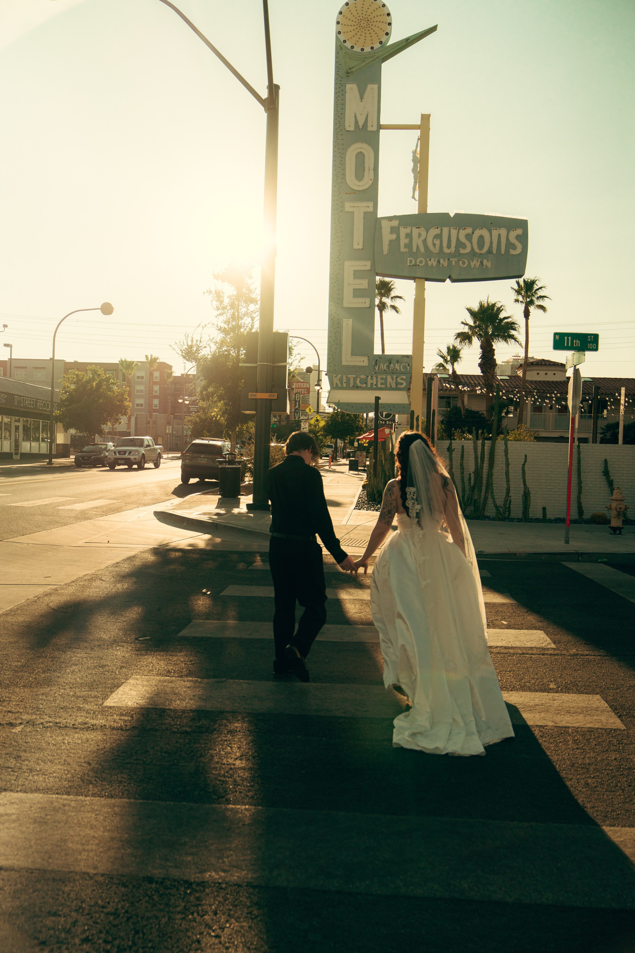 Wanda&Chance. Wedding & elopement photographer Viktoriya Kravtsov. Las Vegas