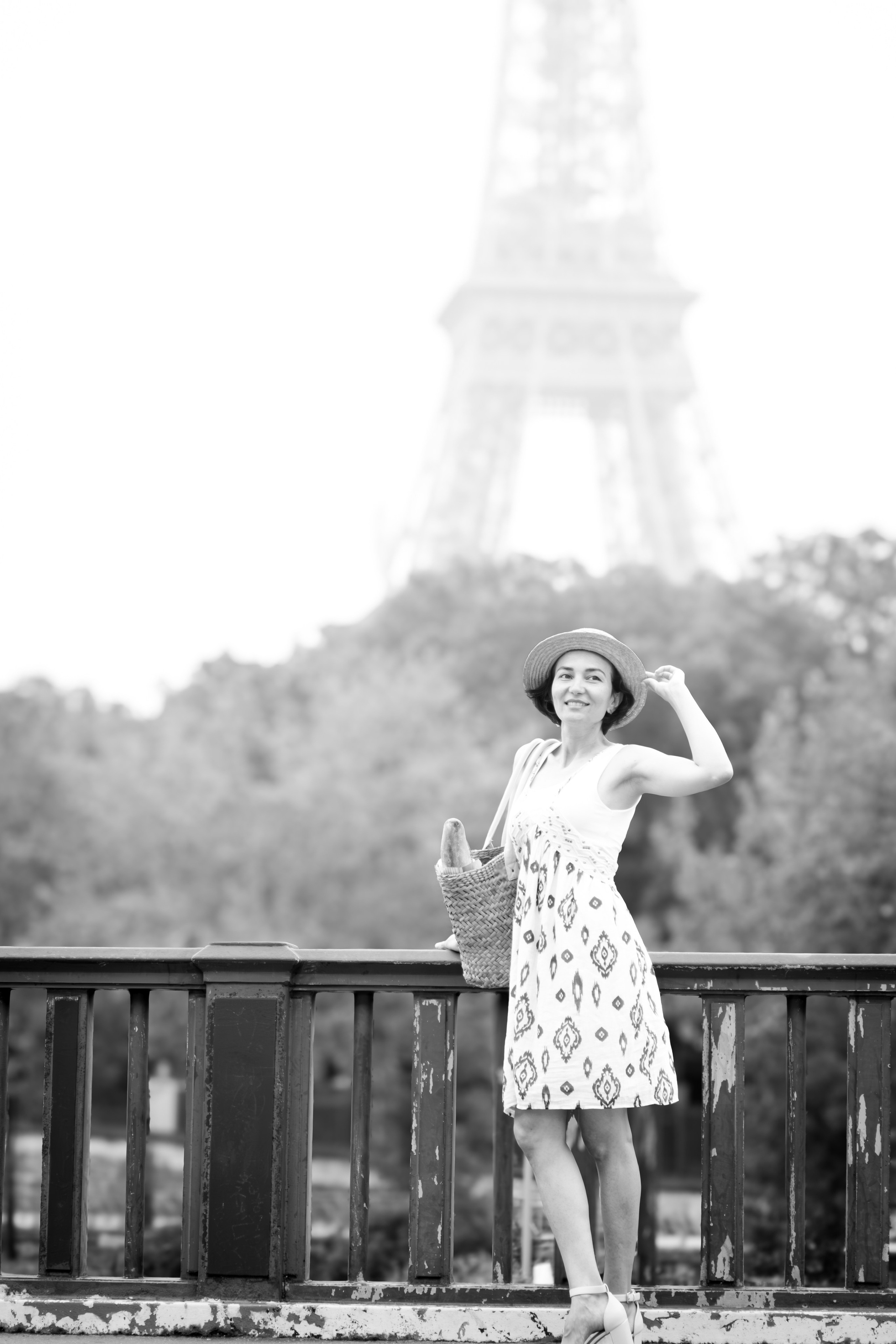 Alfiya’s wedding anniversary in Paris. Photographer in Paris Marina Chaput
