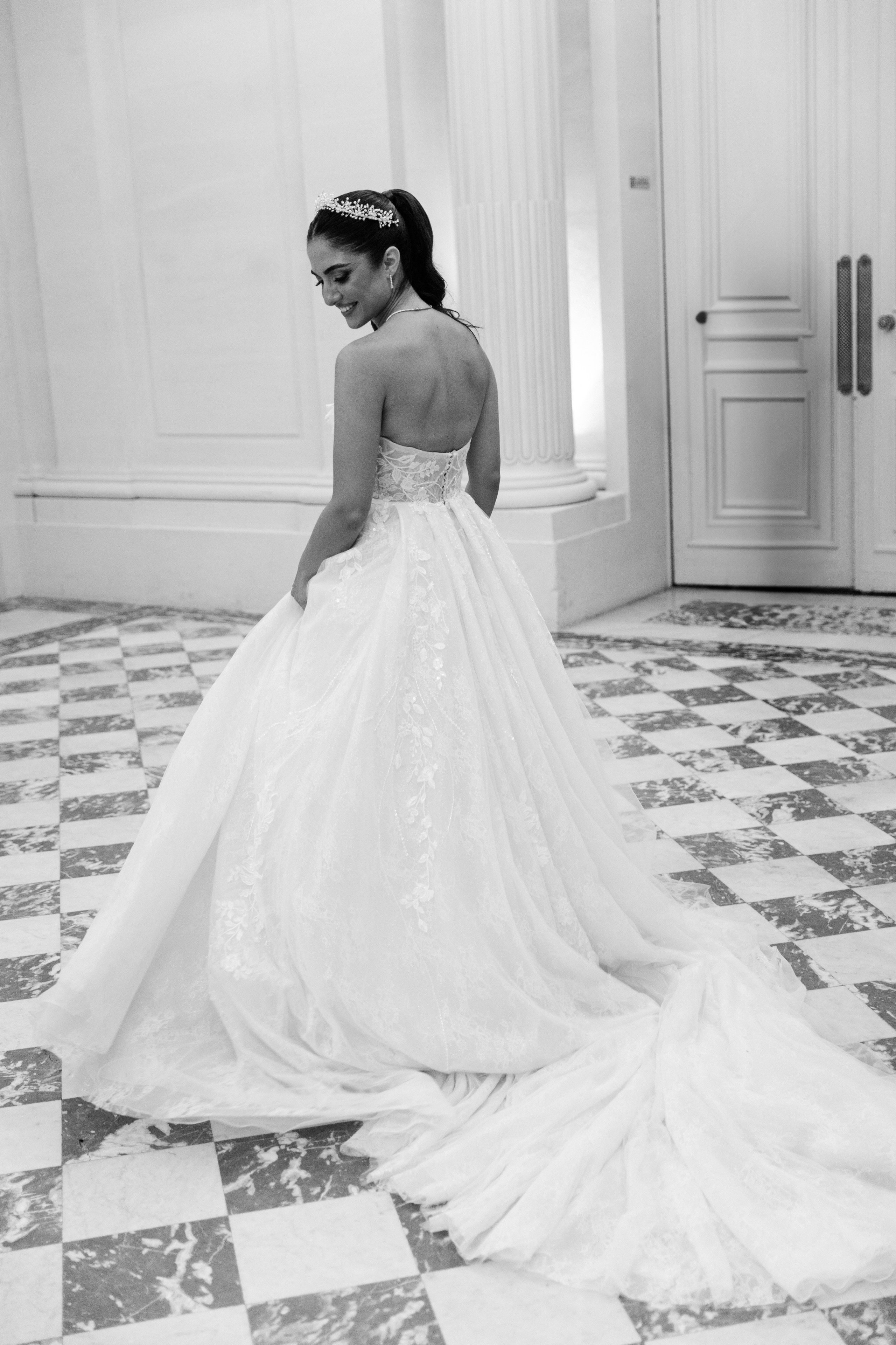 Chloe & Romeo. Photographer in Paris