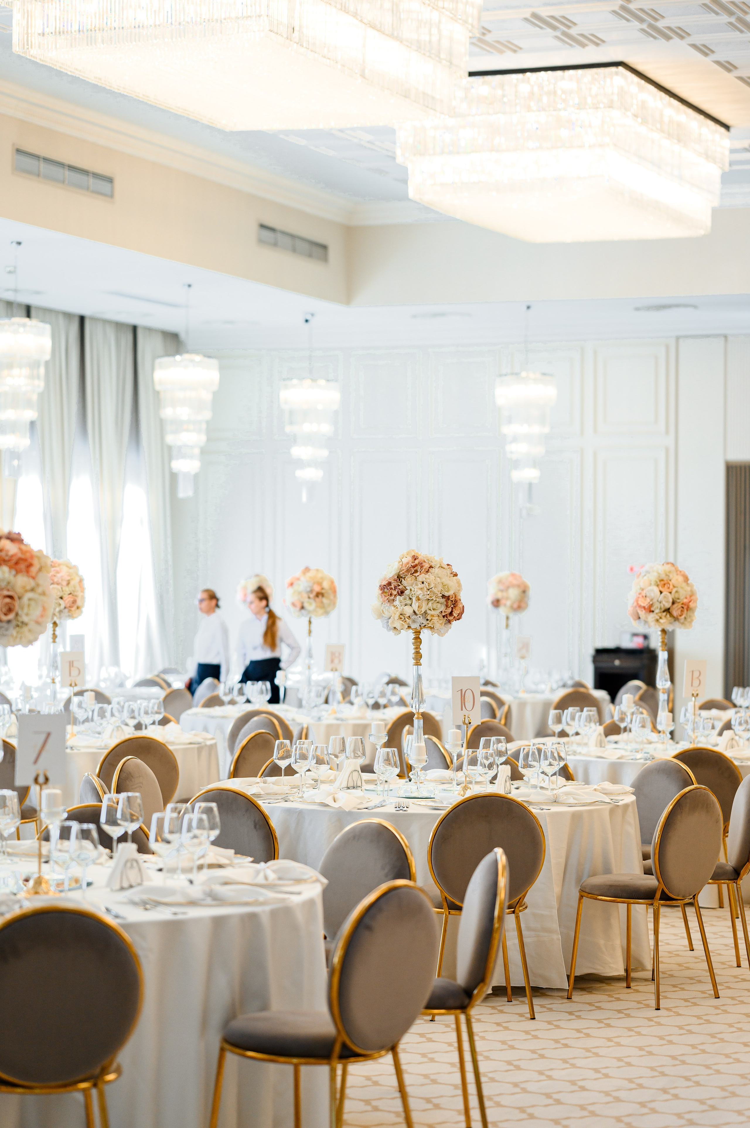 Madalina & Ovidiu. Mugurel Olteanu Fotograf