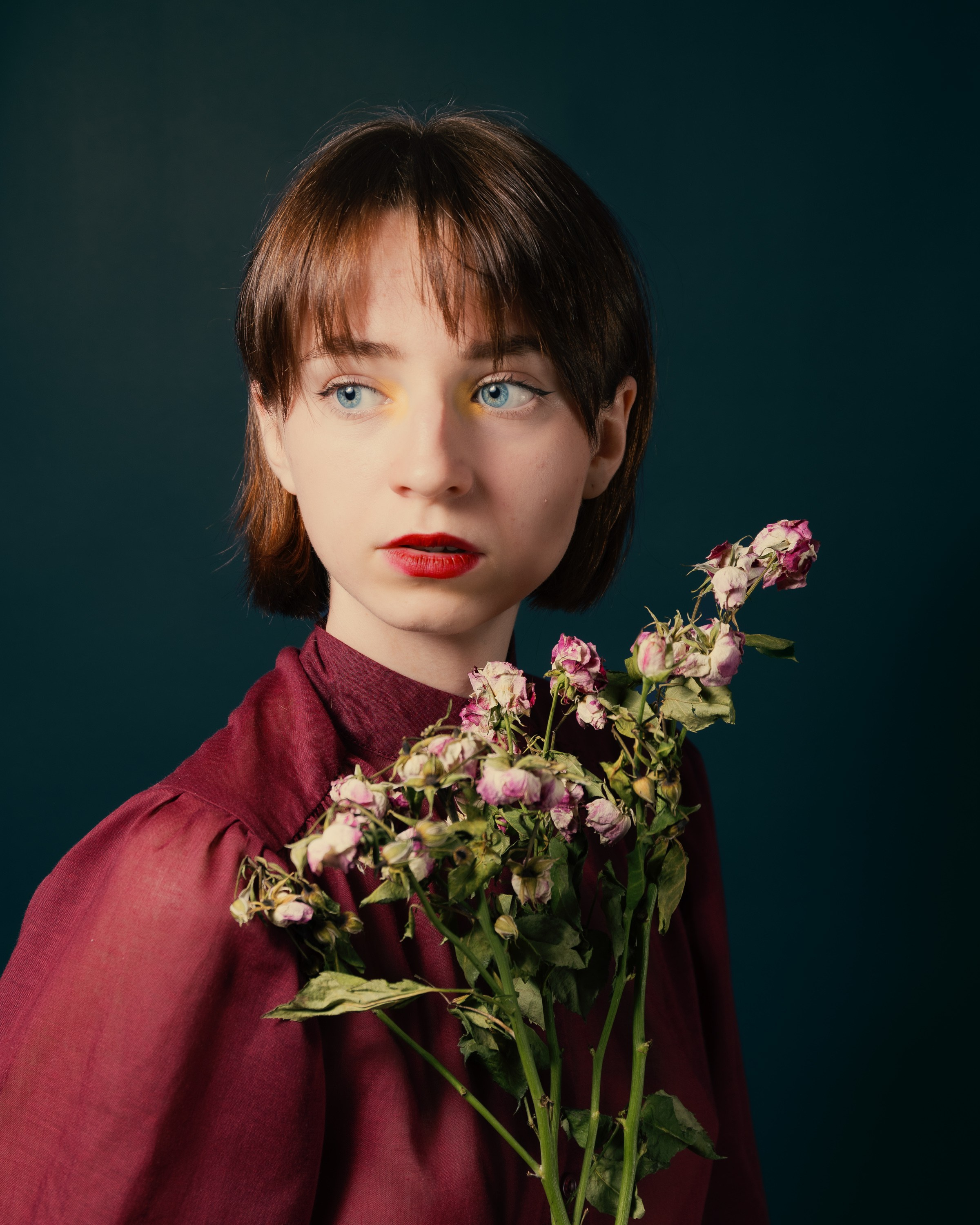 Red. Vladimir Ustinov