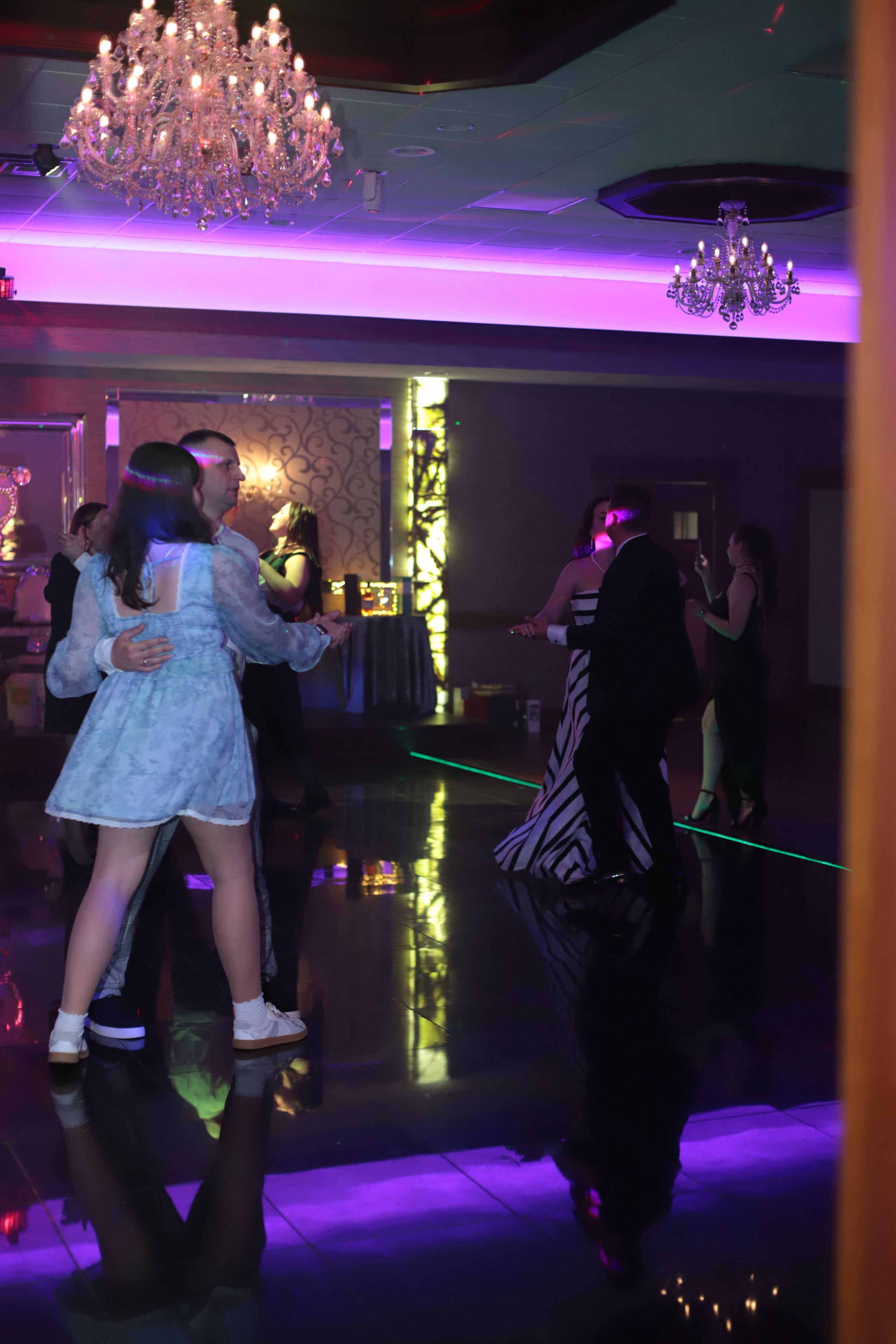 Volodimir HB. VALERIIA VIUNOVA individual shooting\love story\event\brand
