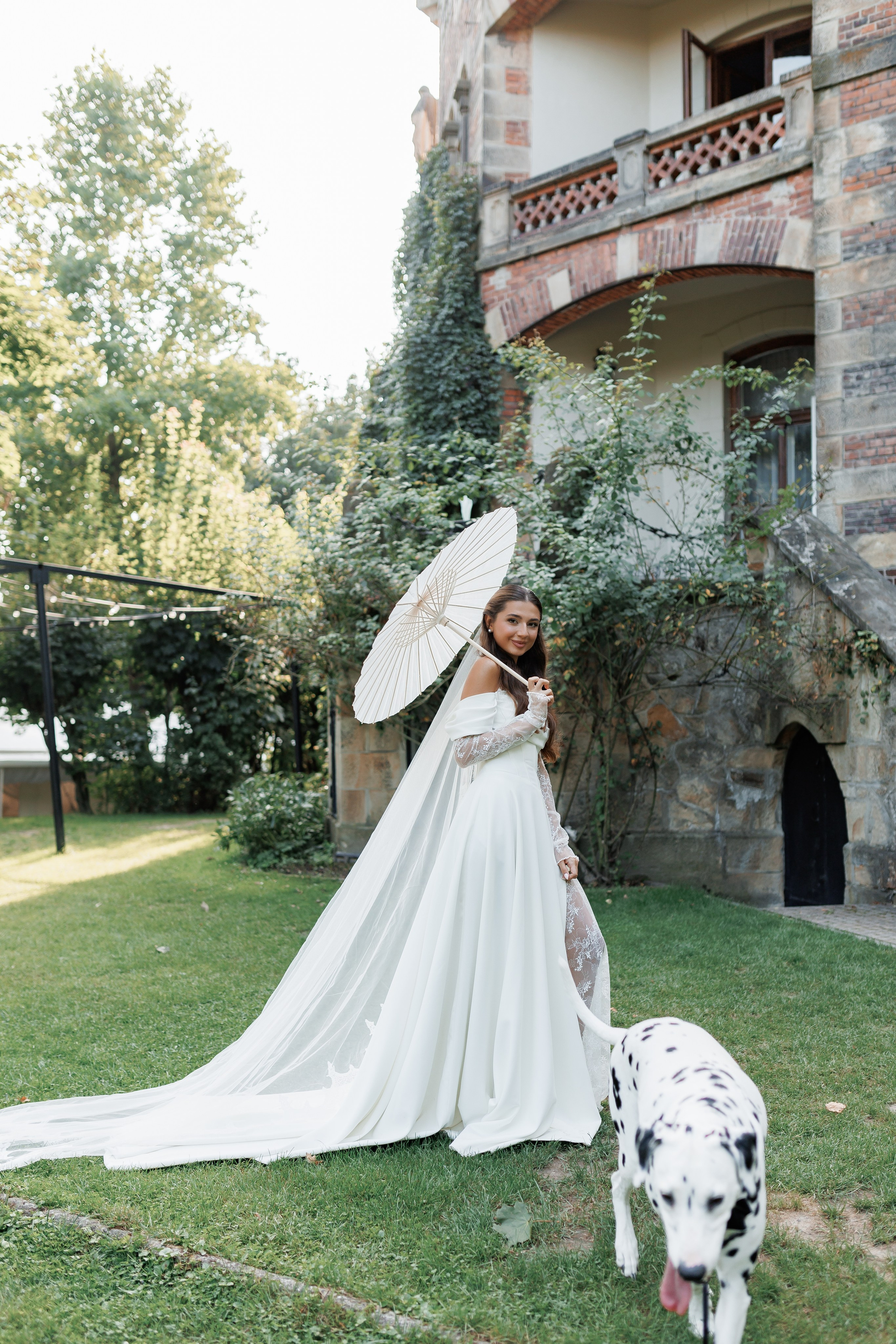 Palac Zelenskich. Fotograf ślubny i rodzinny w Krakowie Yana Klymova