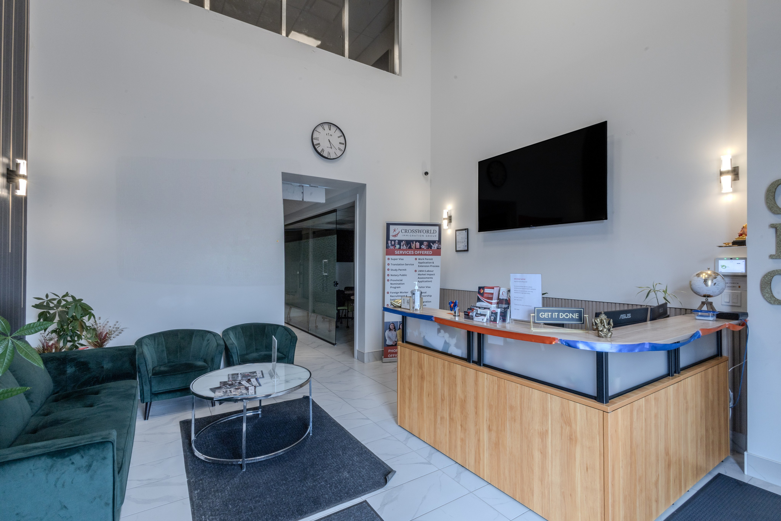 REAL ESTATE & COMMERCIAL PHOTOGRAPHY — EDMONTON. Prived Creation