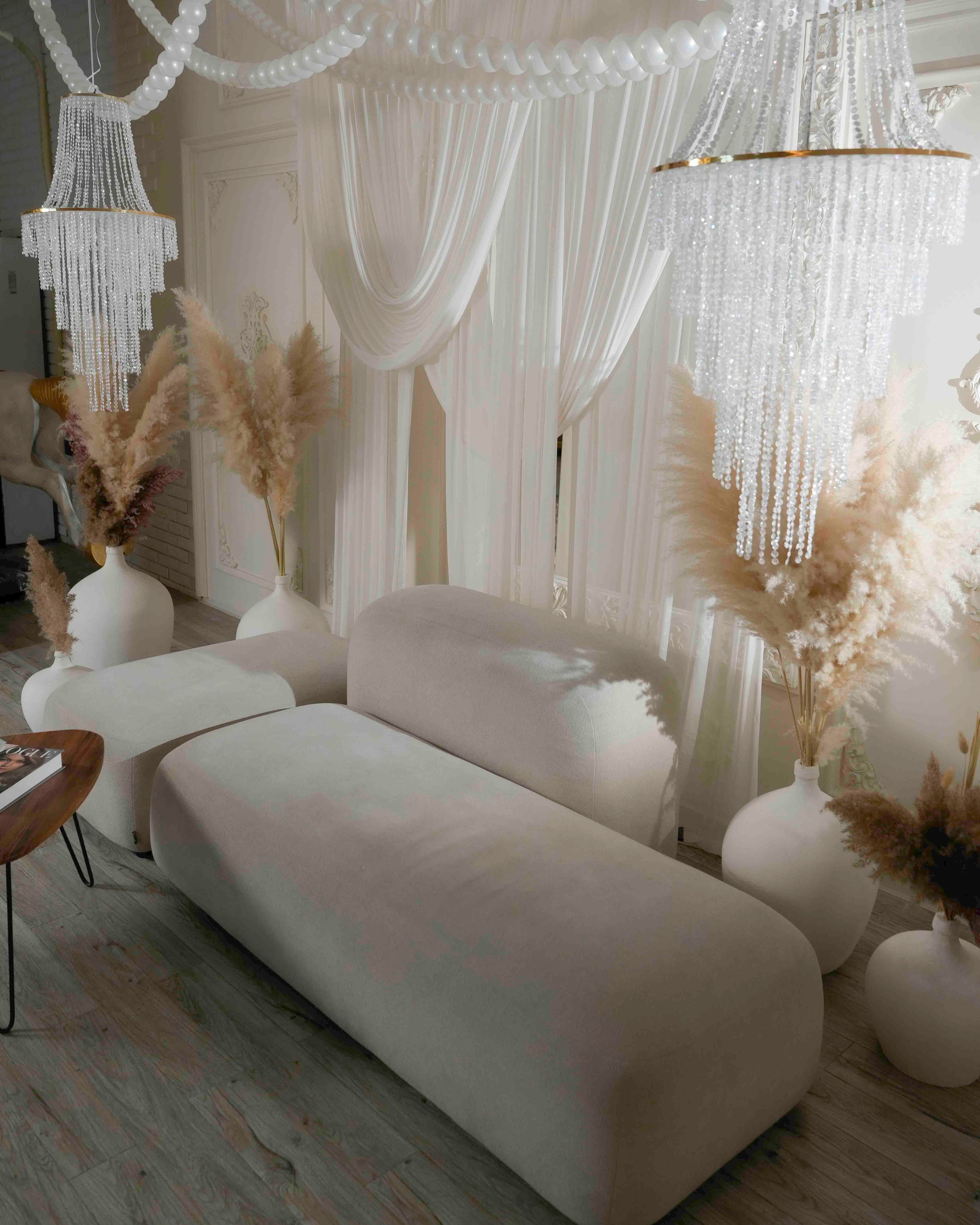 Зал «Эстет» — (ул.Мукими, 1А). 2astudio.uz