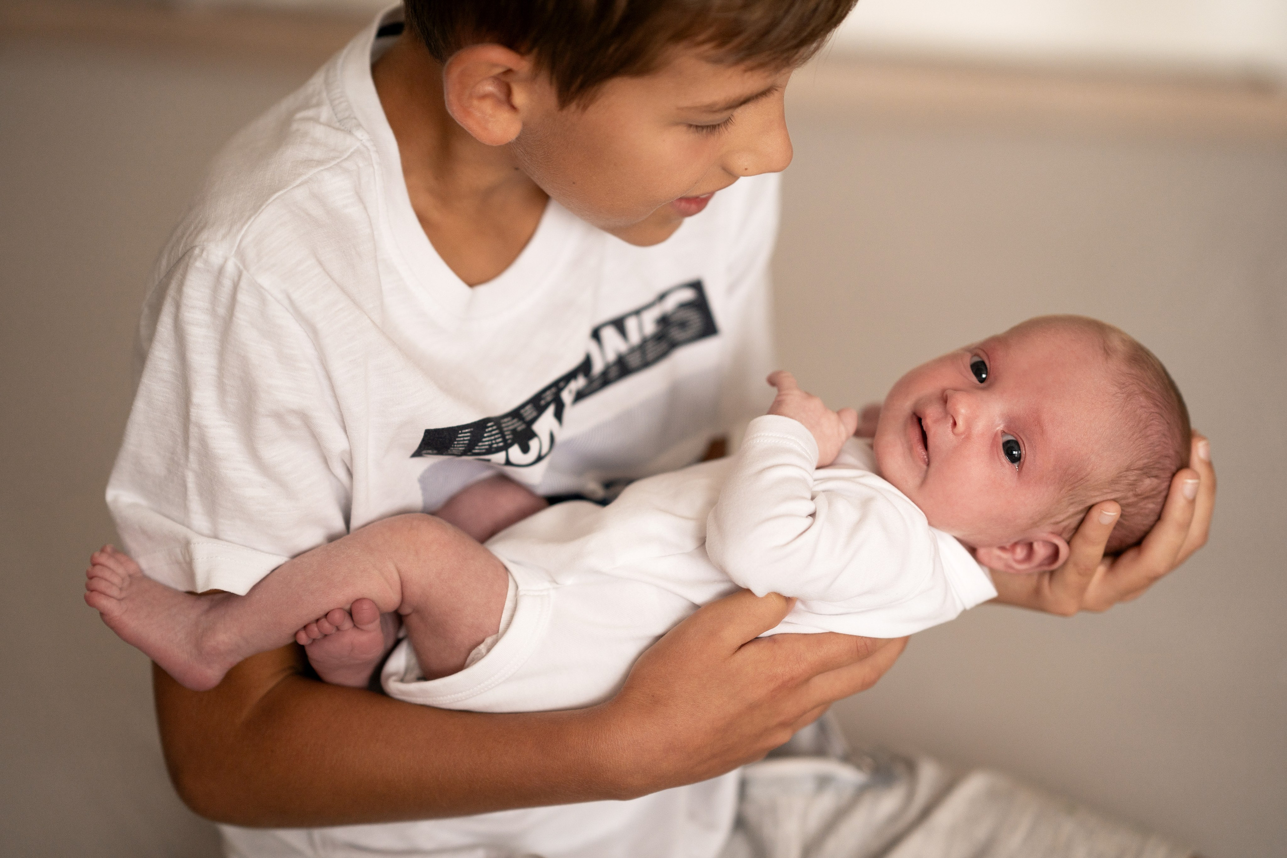 Babybauch & Newborn. Hochzeit und Familien Foto und Video