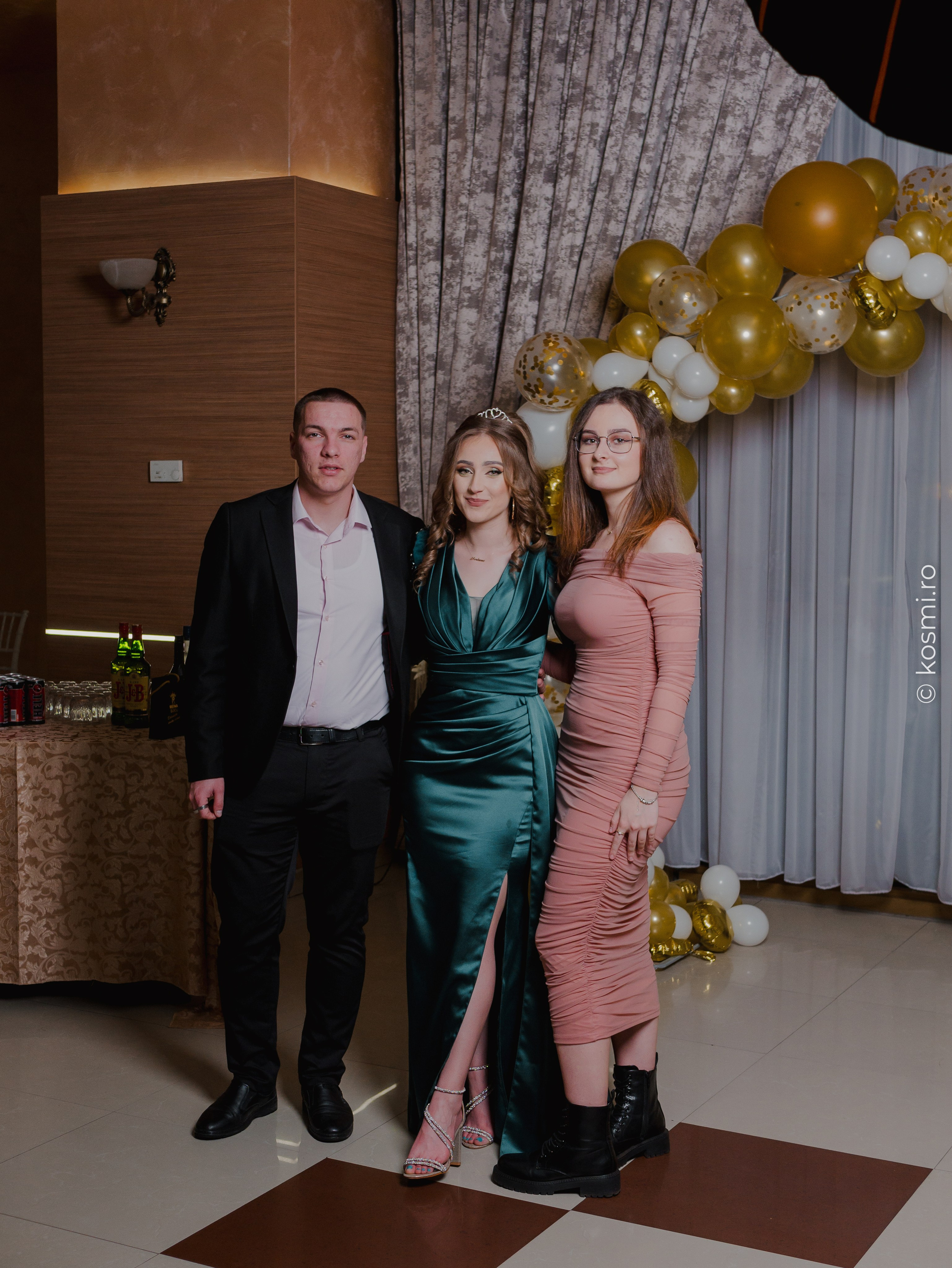 Majorat Andreea. Kosmi