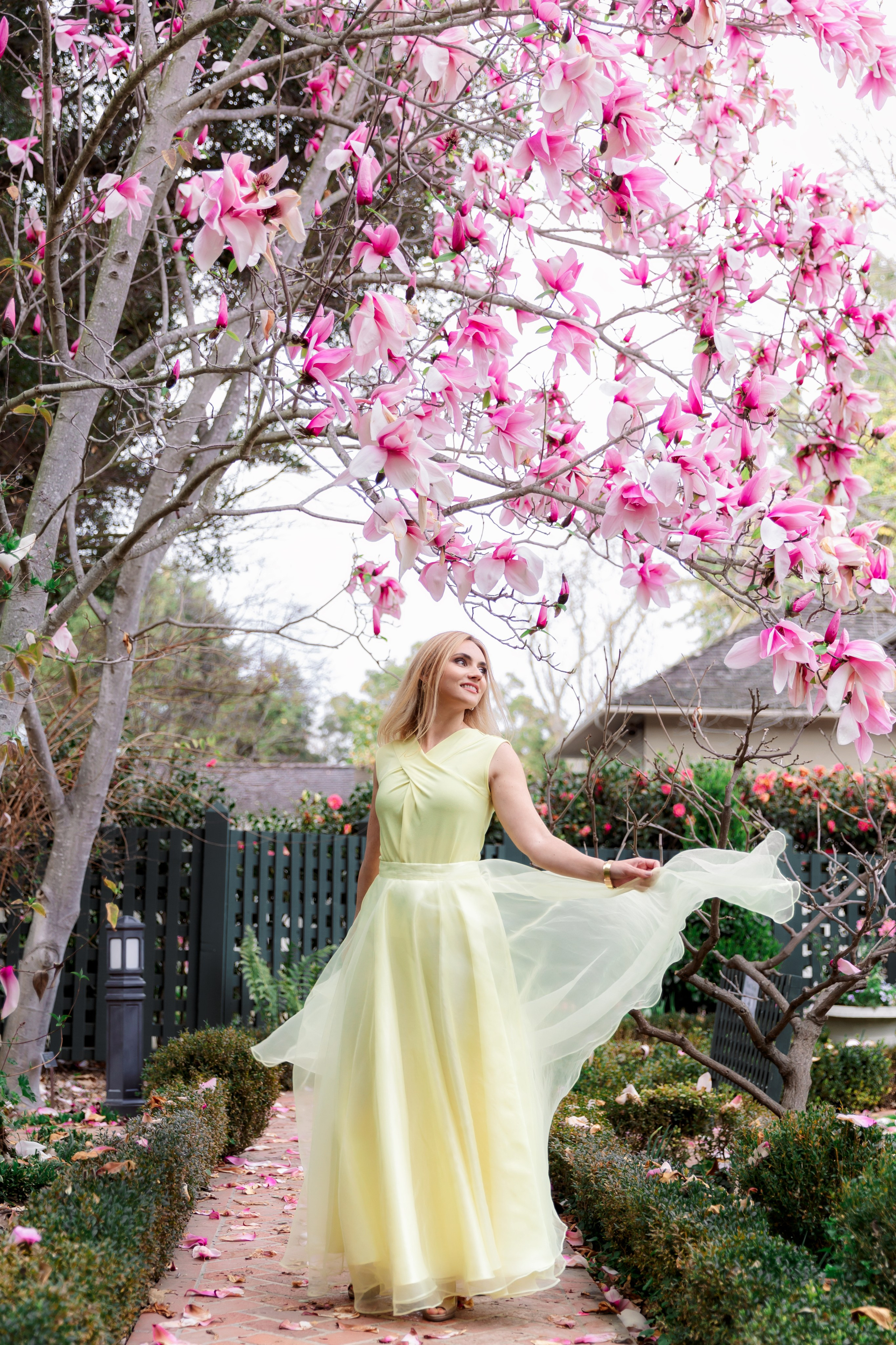 Magnolia Photoshoot. Los Angeles portrait photographer Valeria Kasatkina