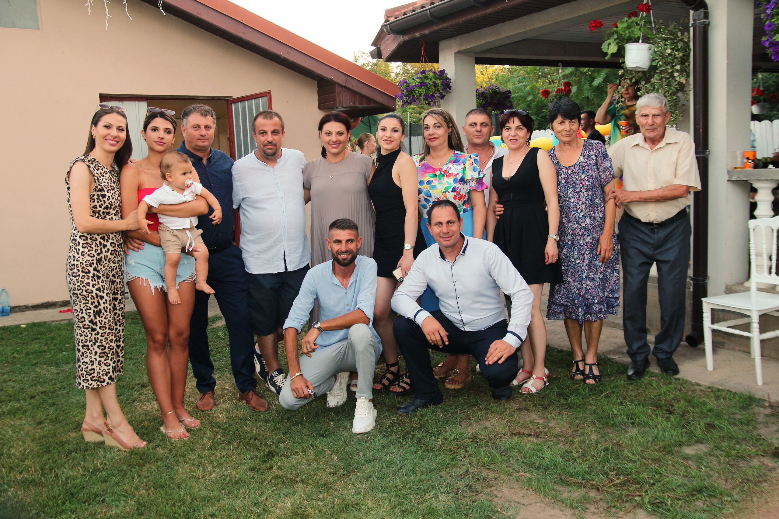 BYZO MEDIA. PETRU BYZO - family and children photographer in ROMANIA