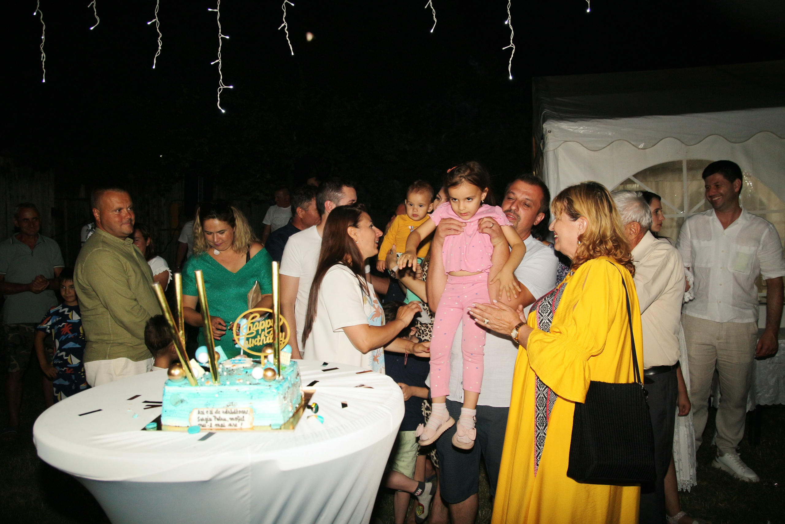 BYZO MEDIA. PETRU BYZO - family and children photographer in ROMANIA