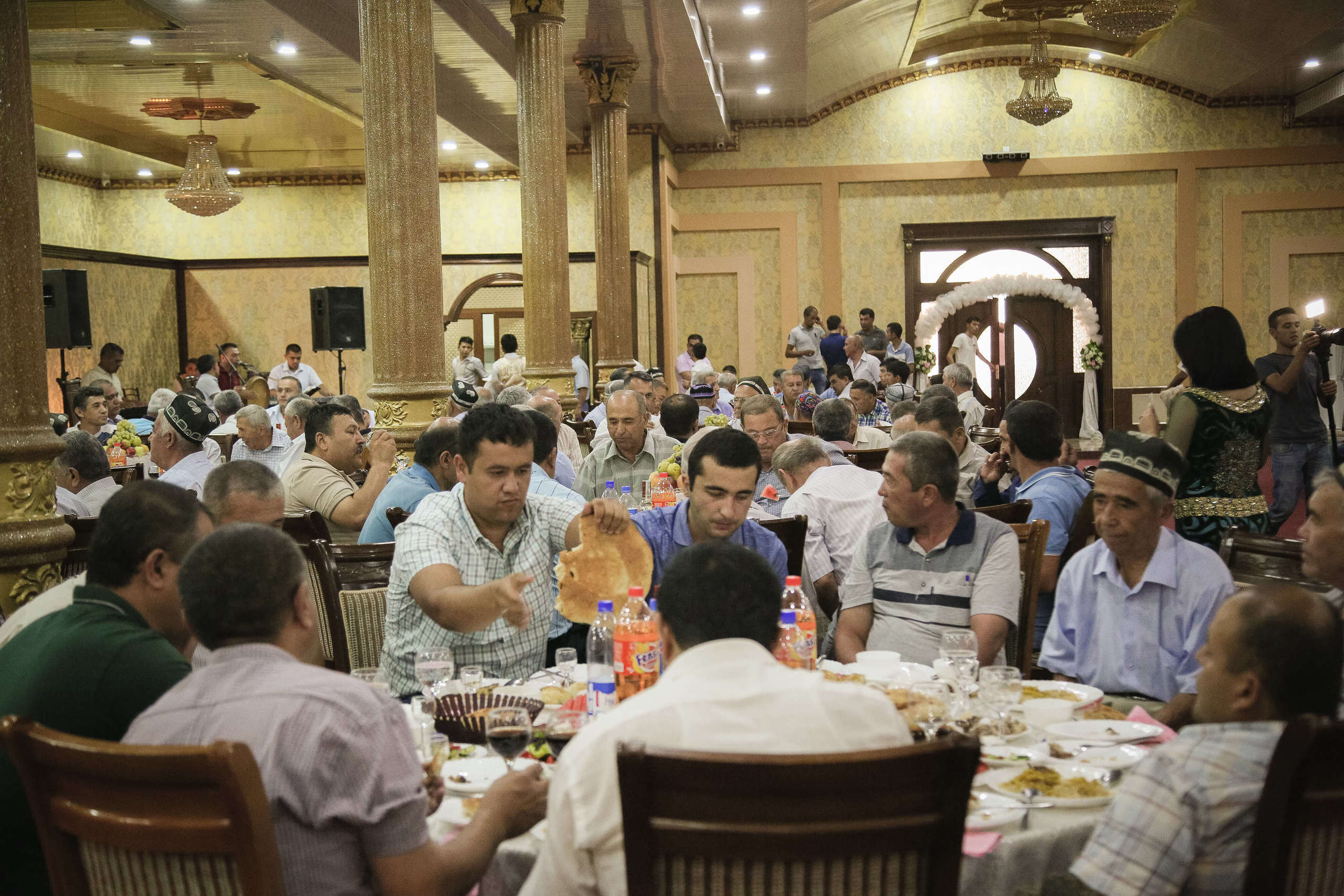 Tajik wedding, portrait of Asian bride, wedding dress. Wedding and family photographer in Cork, Ireland. Tigran