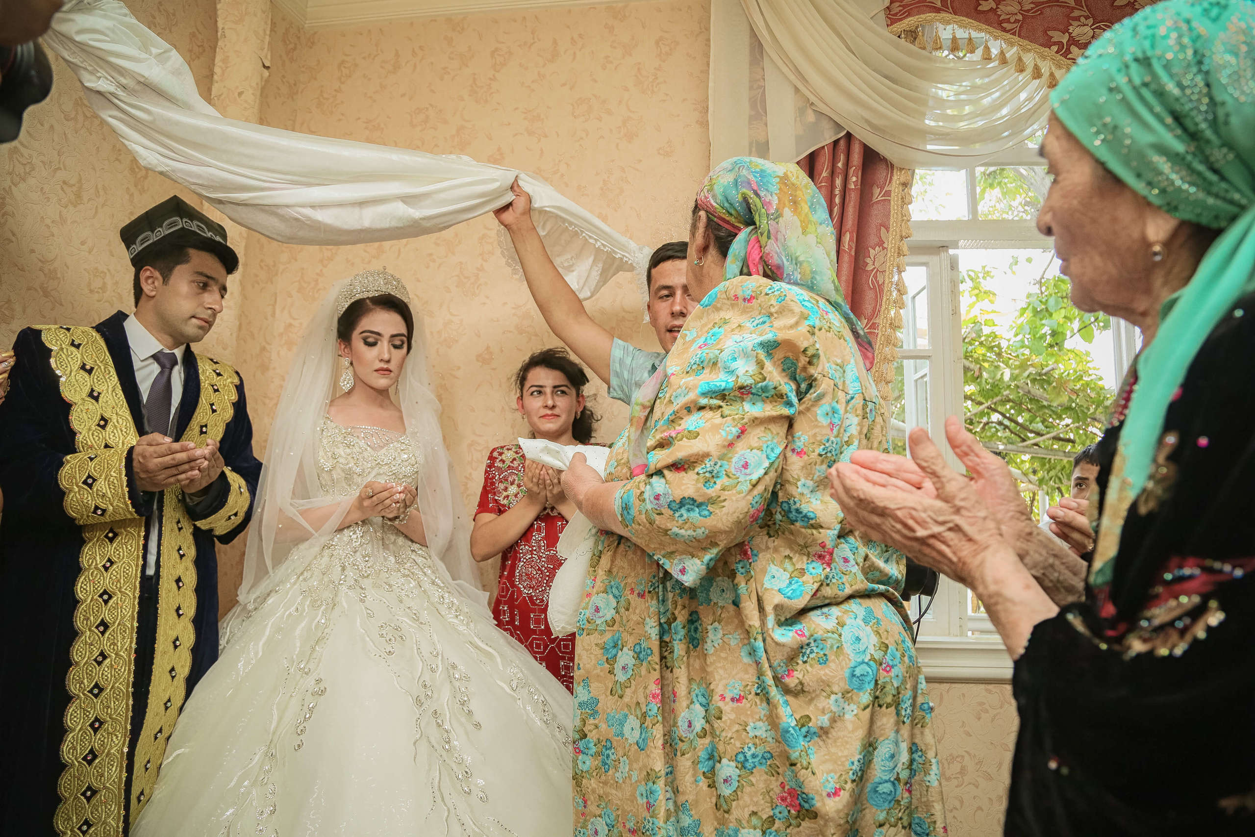 Tajik wedding, portrait of Asian bride, wedding dress. Wedding and family photographer in Cork, Ireland. Tigran