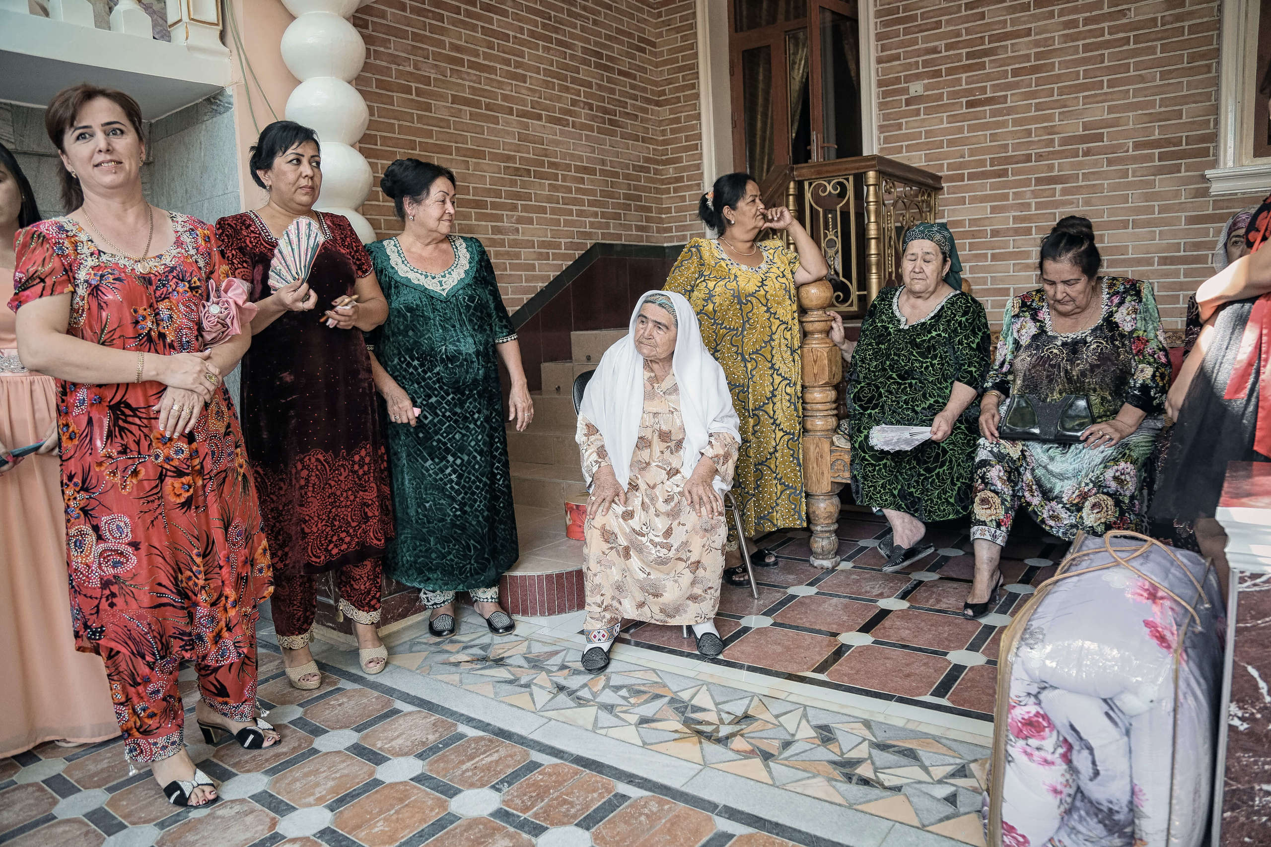 Tajik wedding, portrait of Asian bride, wedding dress. Wedding and family photographer in Cork, Ireland. Tigran
