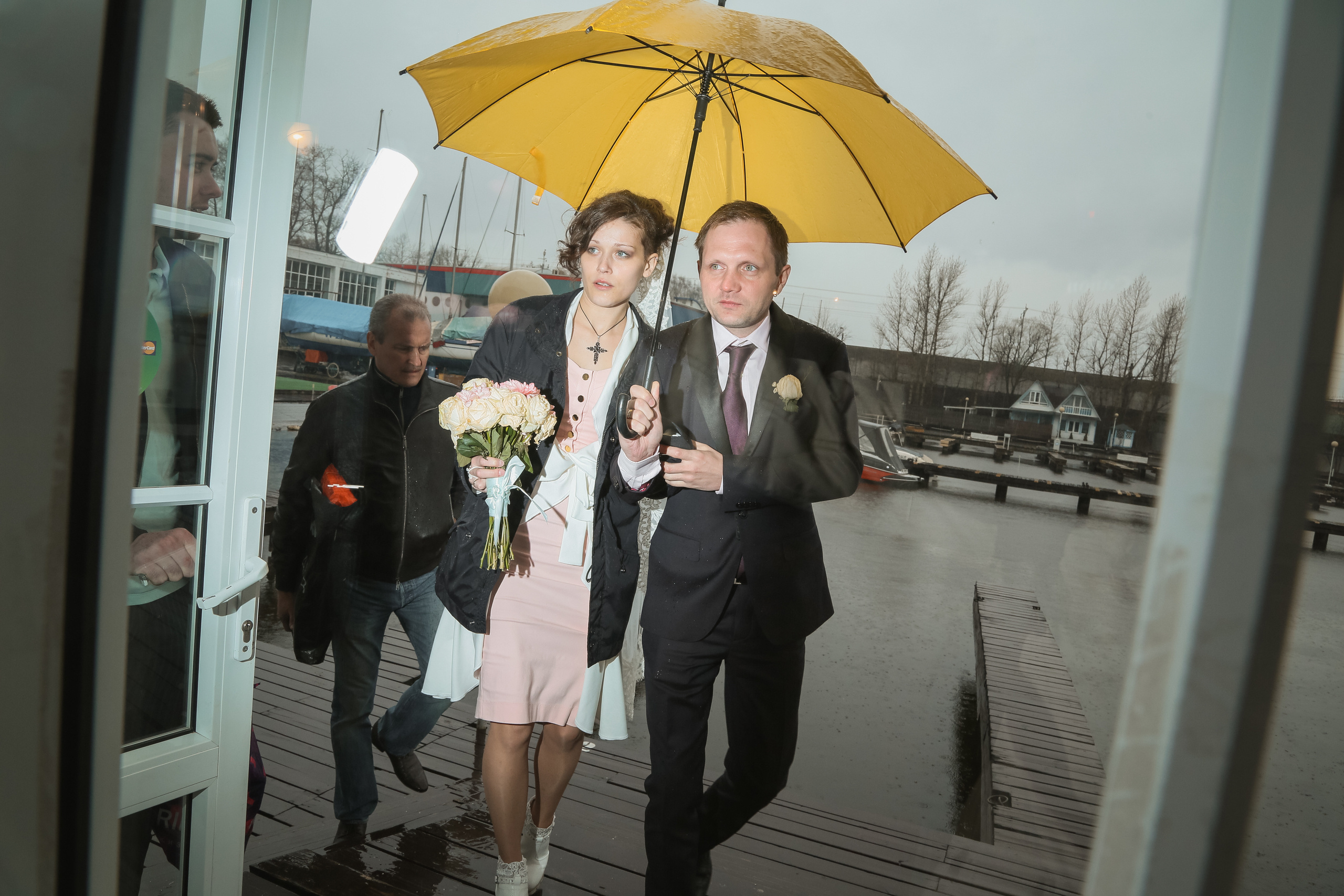 Wedding photos of bride, Wedding photos of groom. Wedding and family photographer in Cork, Ireland. Tigran