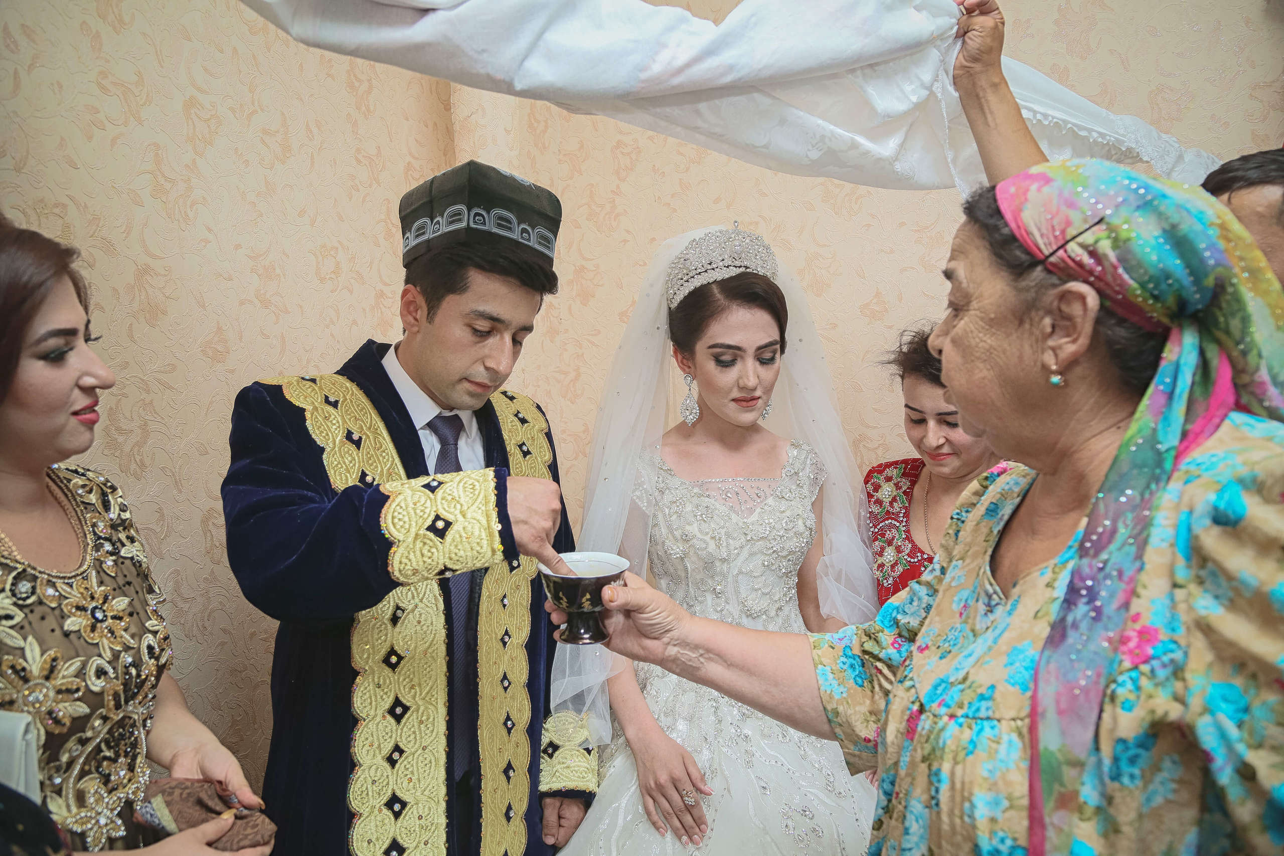 Tajik wedding, portrait of Asian bride, wedding dress. Wedding and family photographer in Cork, Ireland. Tigran