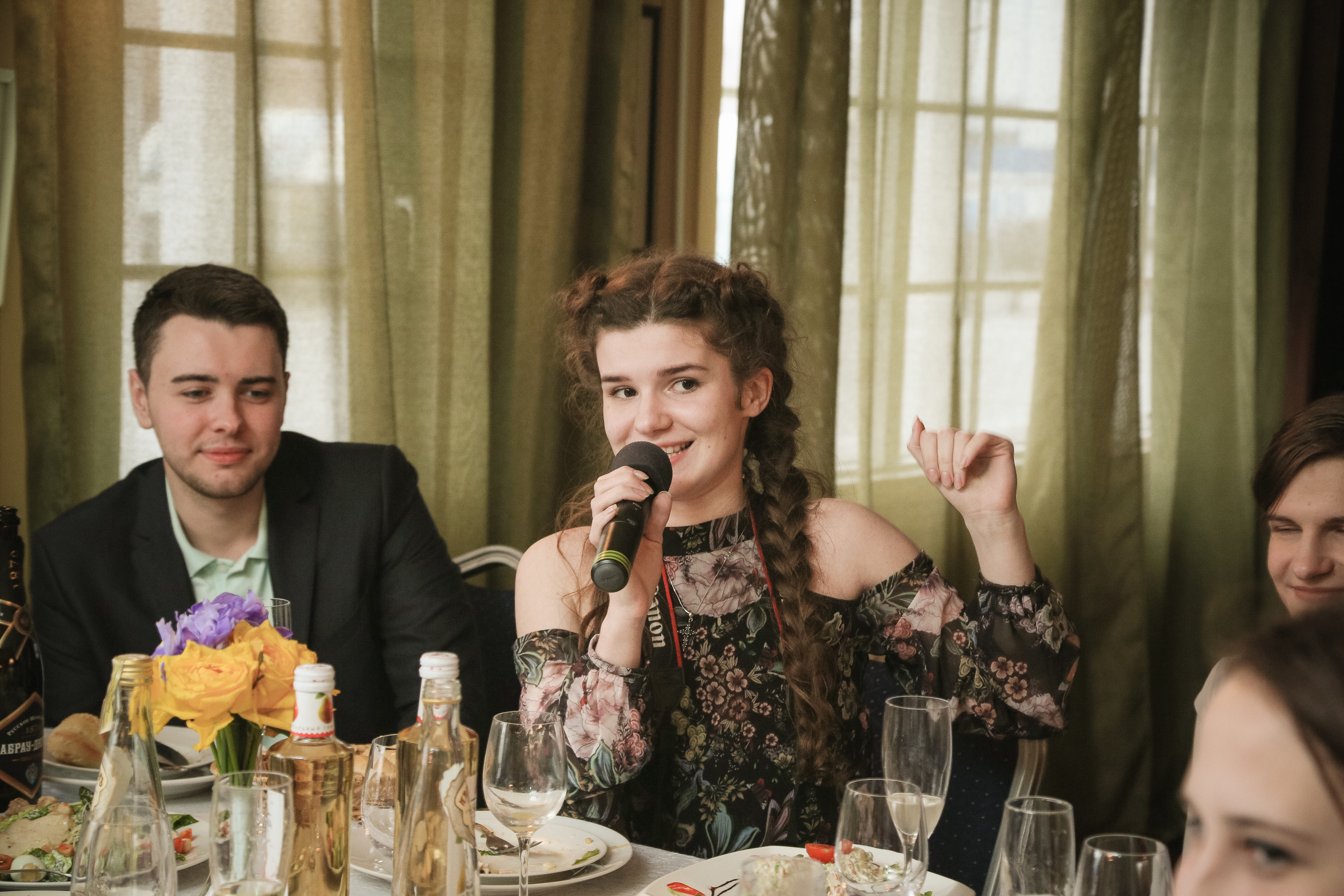 Wedding photos of bride, Wedding photos of groom. Wedding and family photographer in Cork, Ireland. Tigran