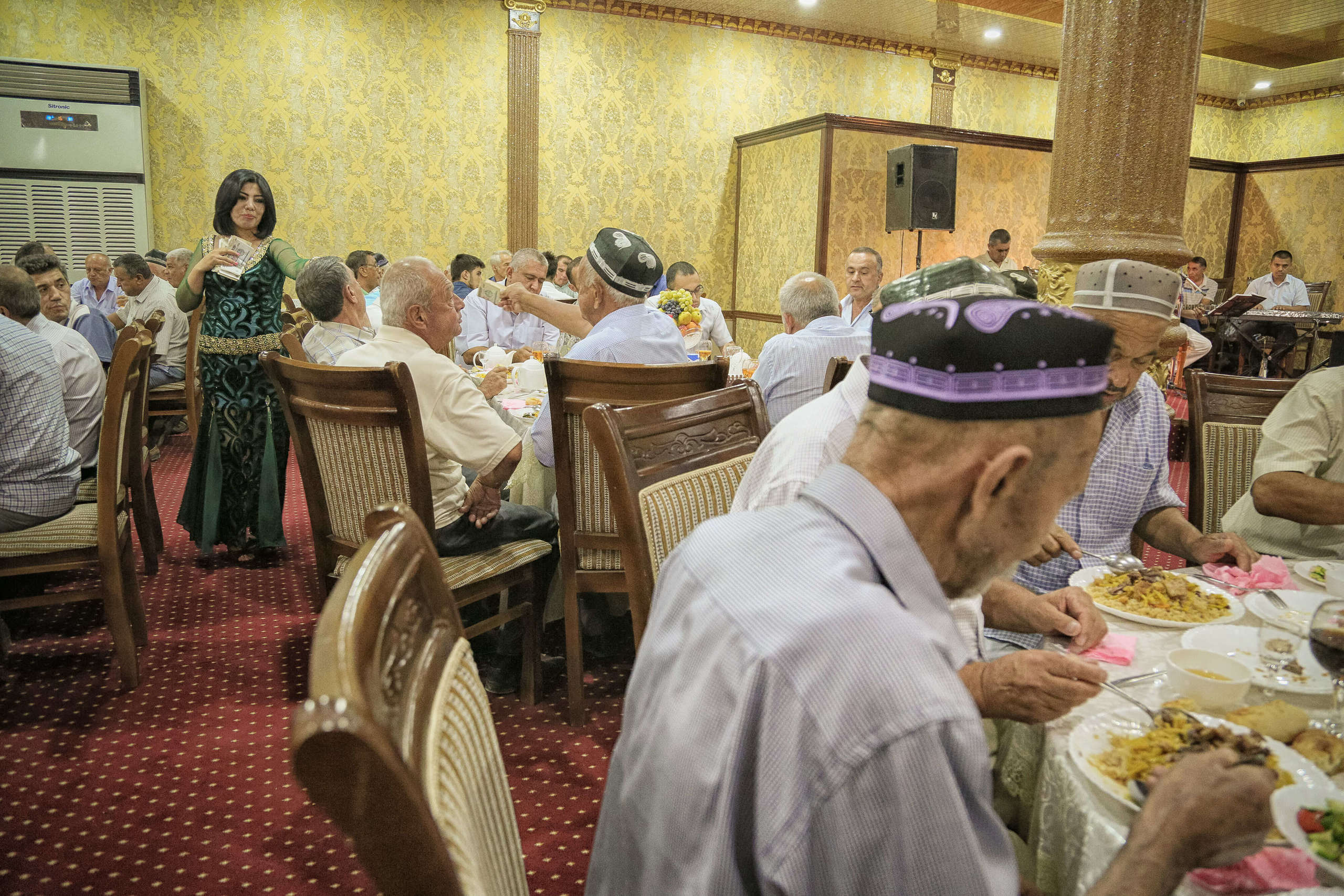 Tajik wedding, portrait of Asian bride, wedding dress. Wedding and family photographer in Cork, Ireland. Tigran