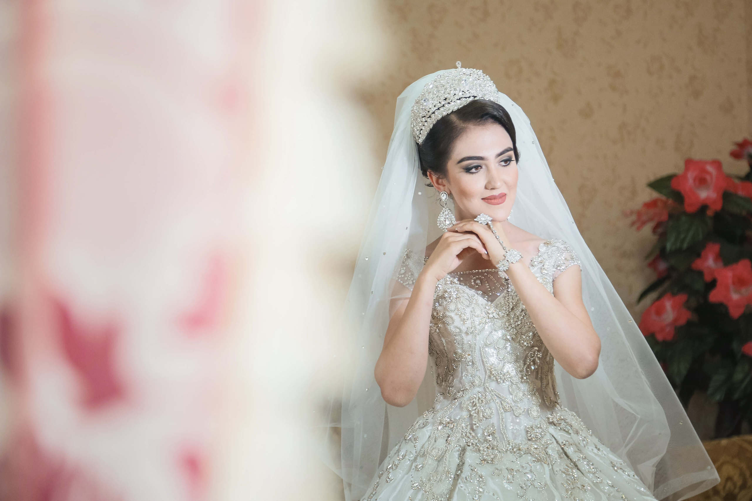 Tajik wedding, portrait of Asian bride, wedding dress. Wedding and family photographer in Cork, Ireland. Tigran