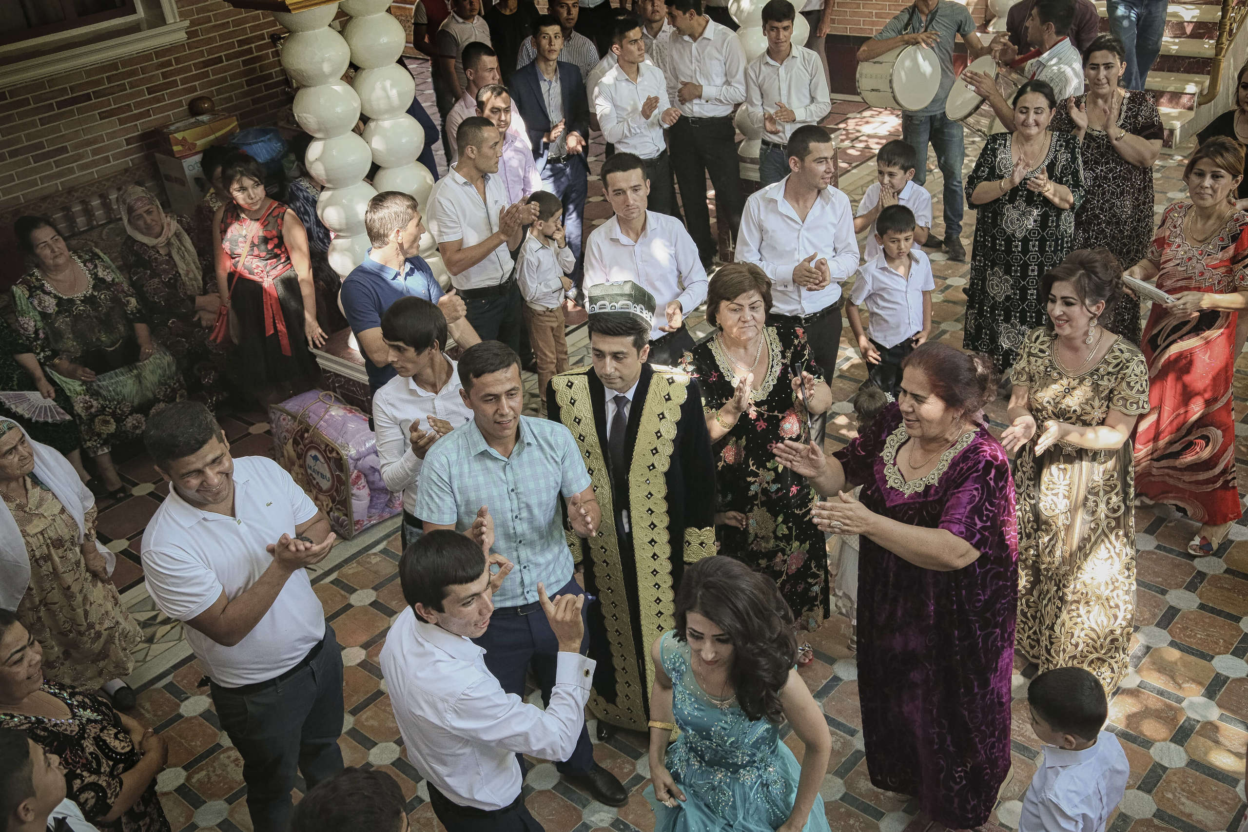 Tajik wedding, portrait of Asian bride, wedding dress. Wedding and family photographer in Cork, Ireland. Tigran
