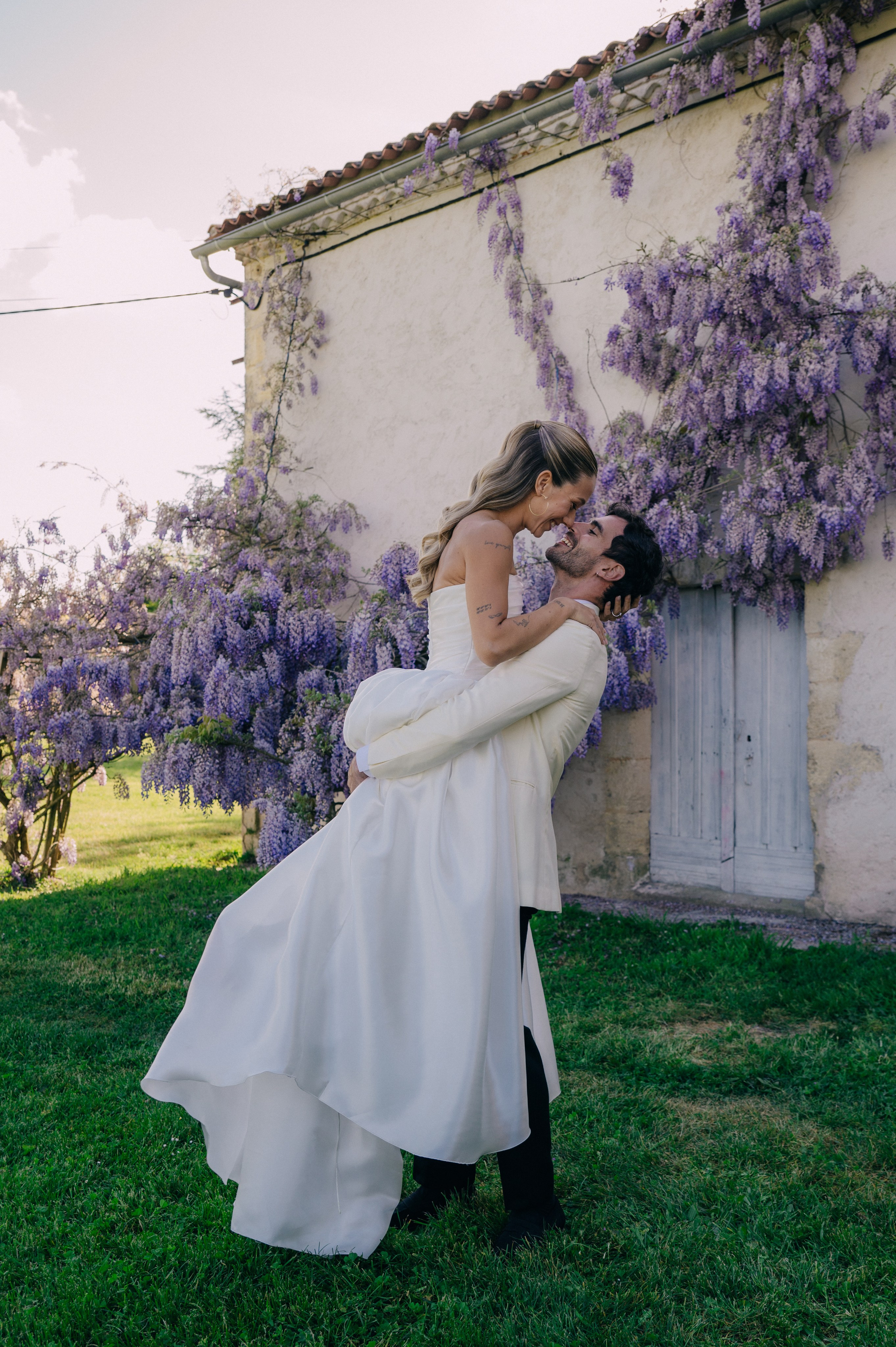 Paula and Tony. Wedding and commercial photographer