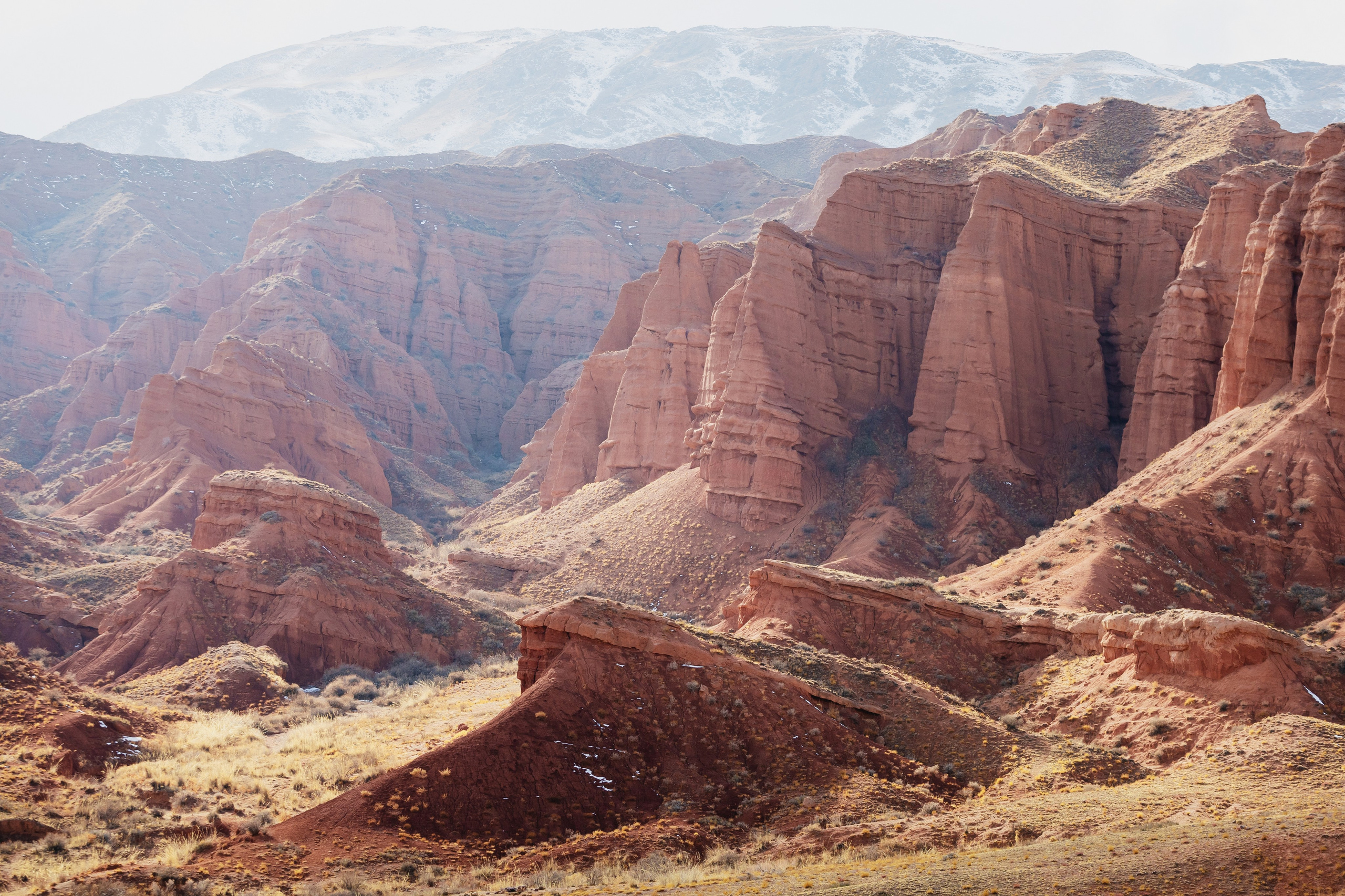 Explore Kyrgyzstan. Ilia Denbrov photography