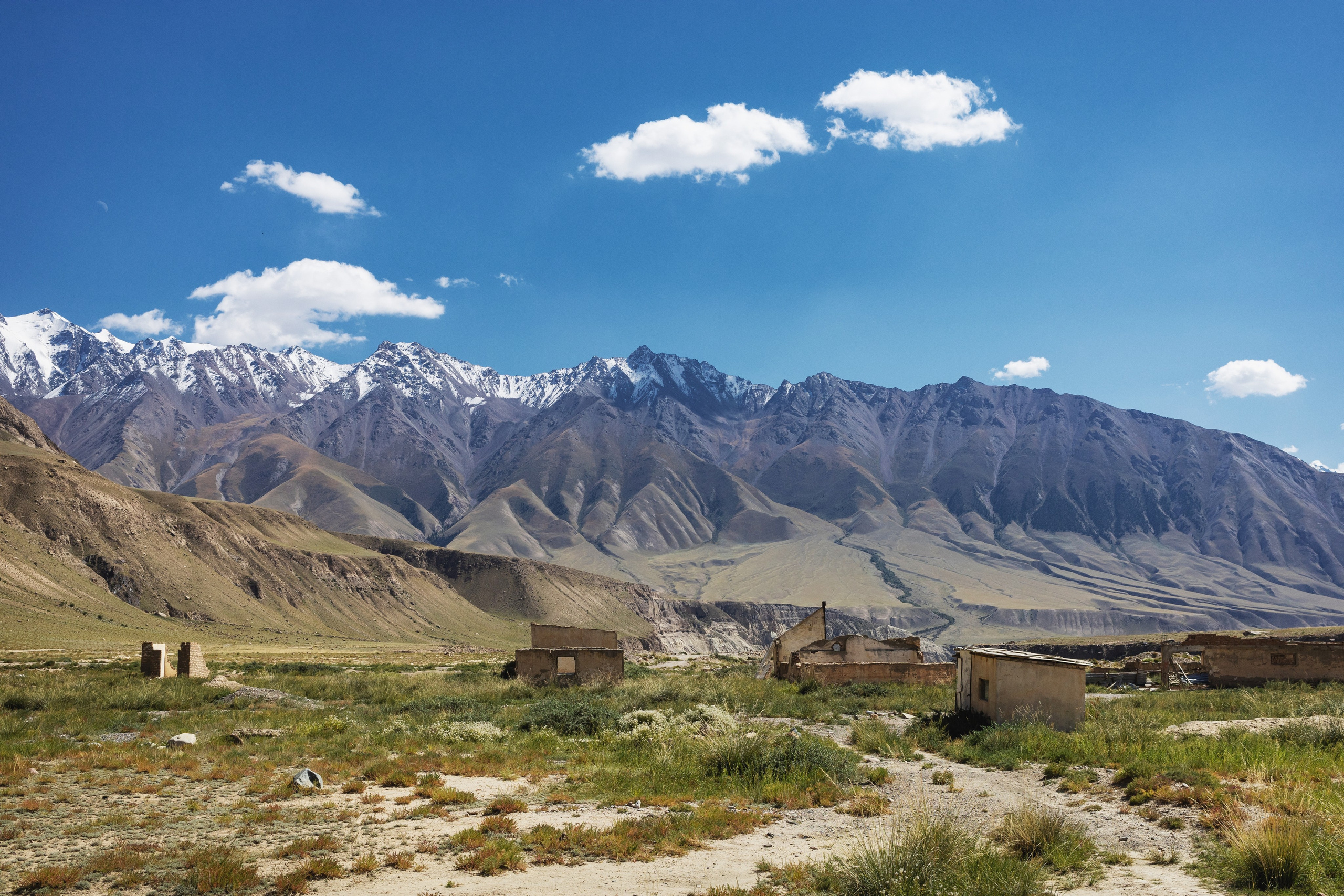 Explore Kyrgyzstan. Ilia Denbrov photography