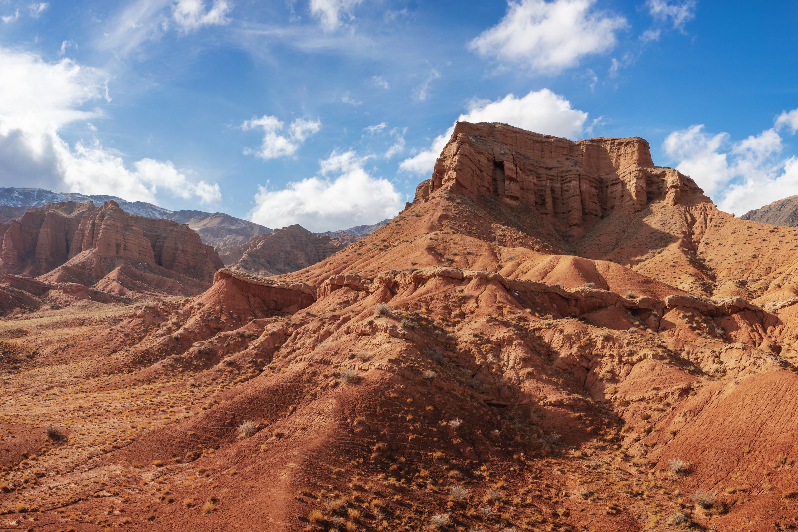 Explore Kyrgyzstan. Ilia Denbrov photography