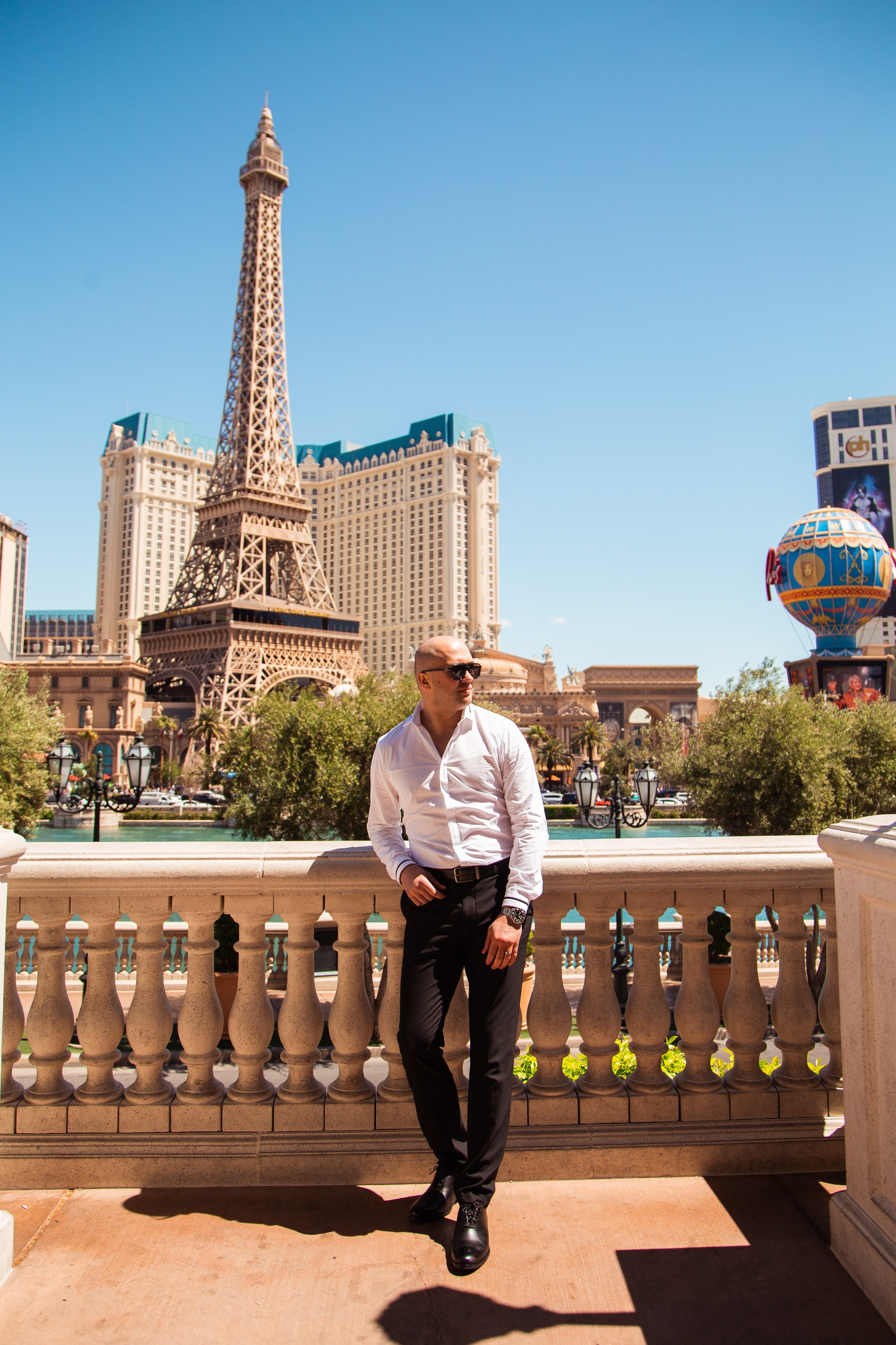 D&R. Wedding & elopement photographer Viktoriya Kravtsov. Las Vegas