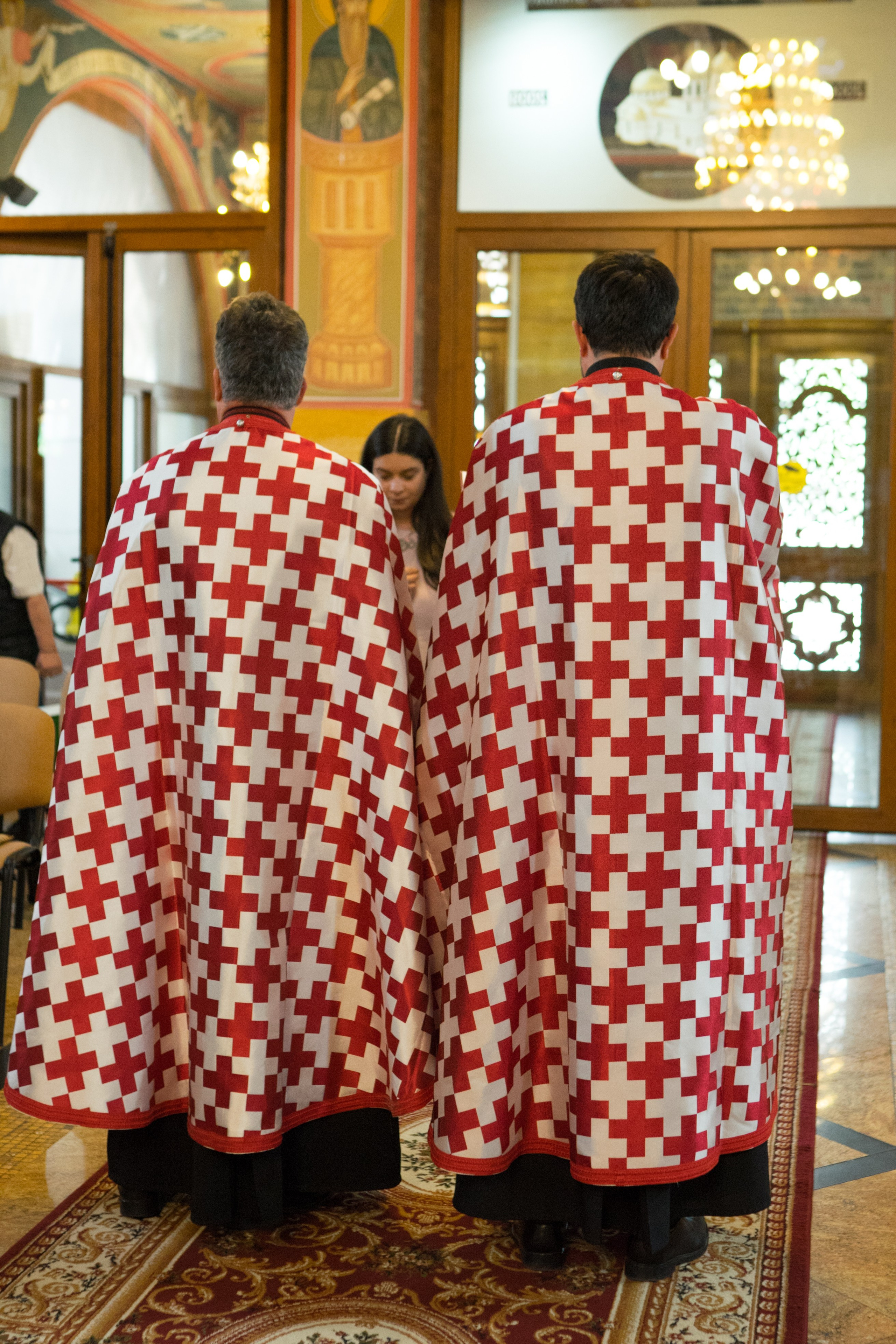 Fotografie de Eveniment Brașov: Povești Vizuale | Mădălina Beda. Madalina Beda- Artist vizual, fotograf, doula la nastere, consultant babywearing Brasov si in toata tara