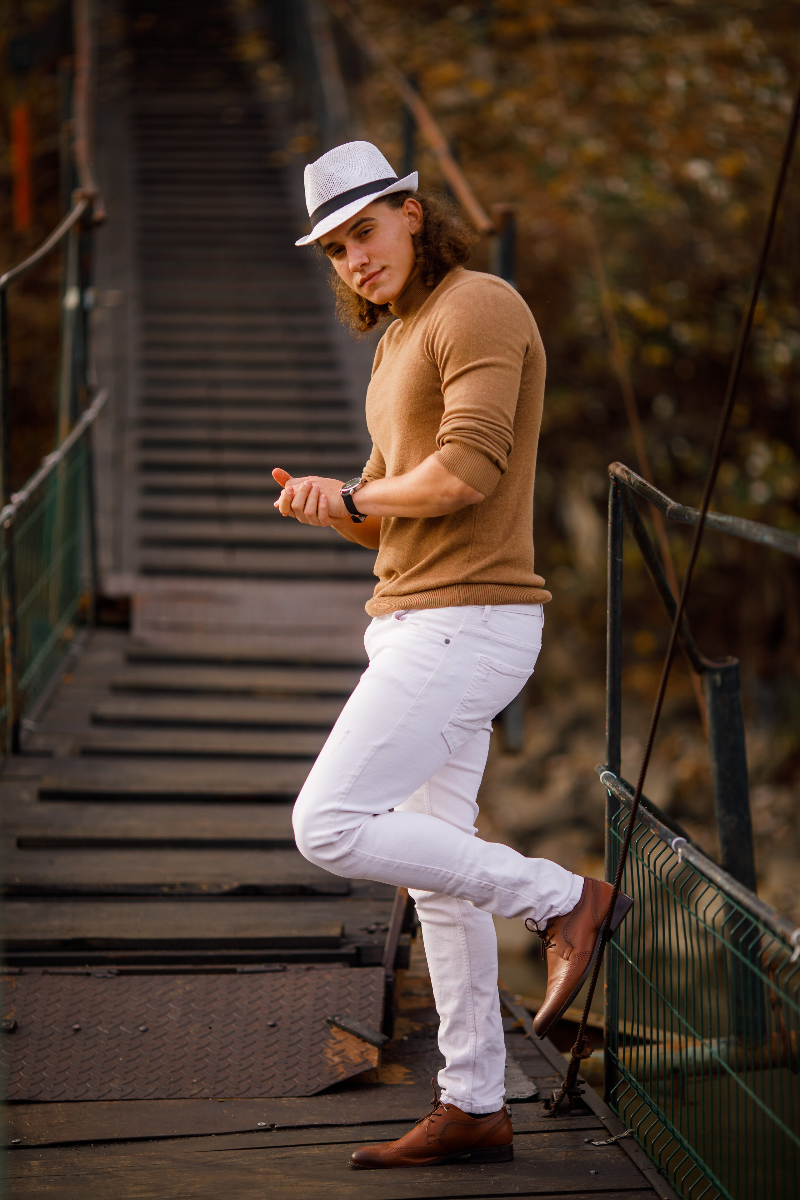 Padurea Ceala Gratuit. Trendy Albums