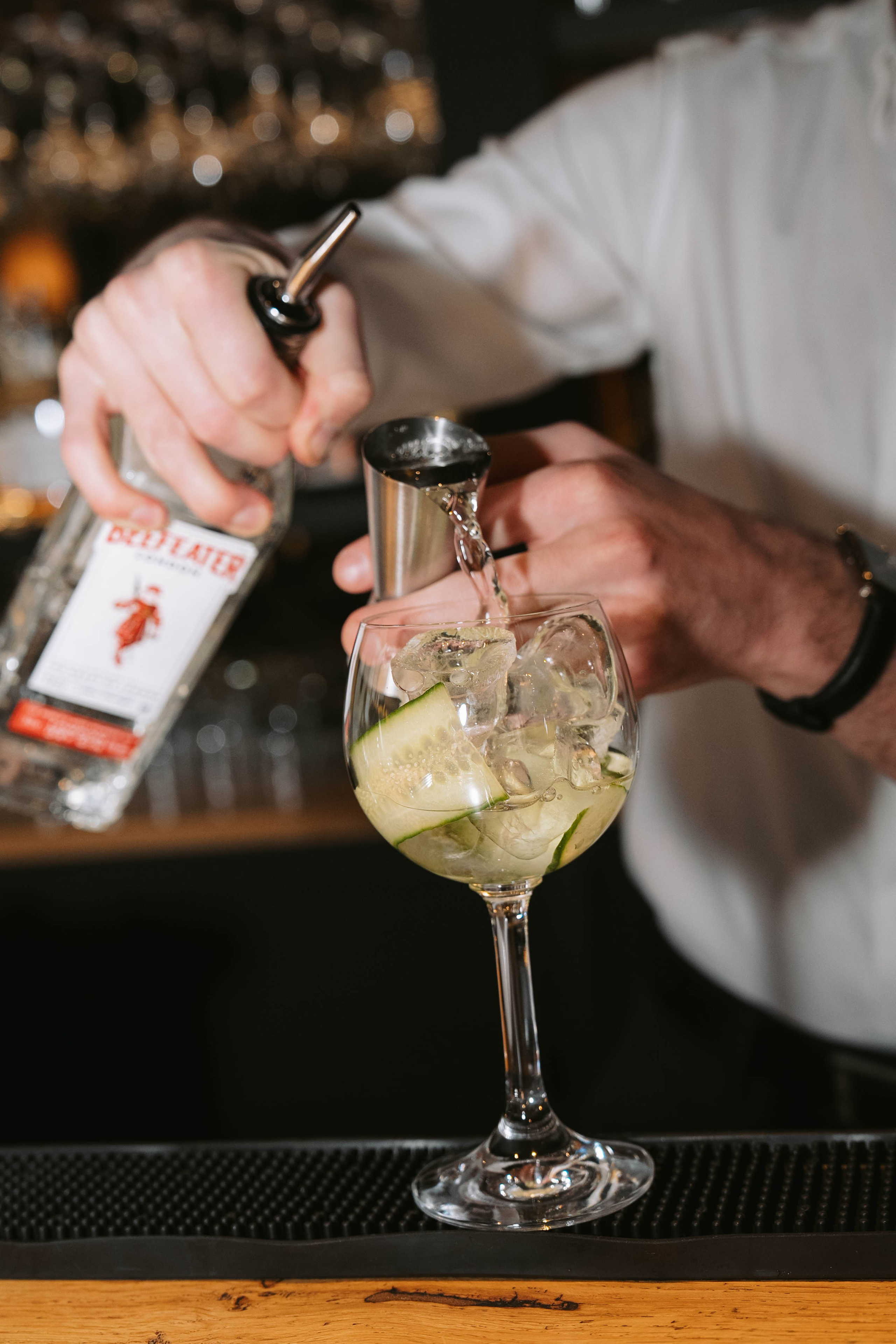 Hôtel Lion d’Or. Weeding photographer / event / portrait