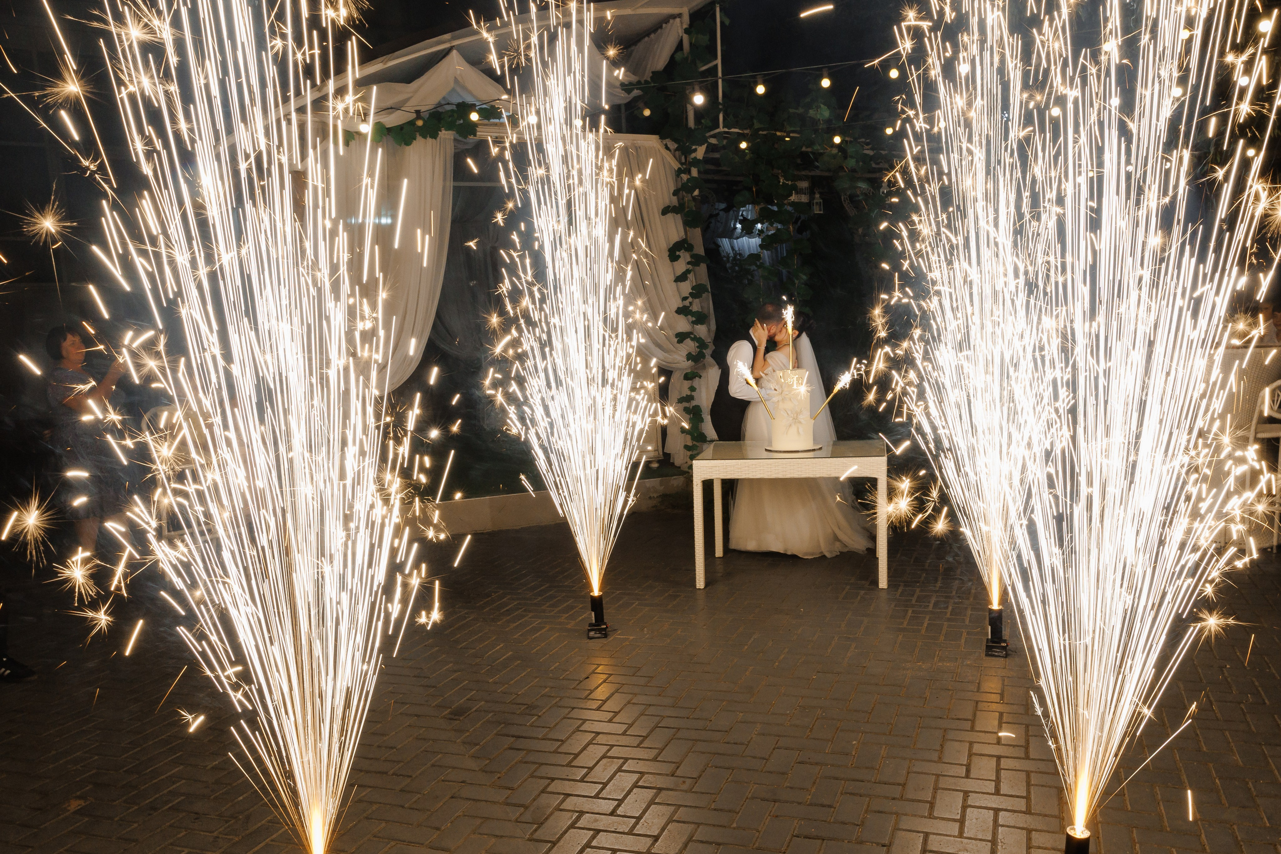 Cristian & Beatrice. Servicii Foto Video la Nunta Chisinau Moldova Europa Studio MagicFoto